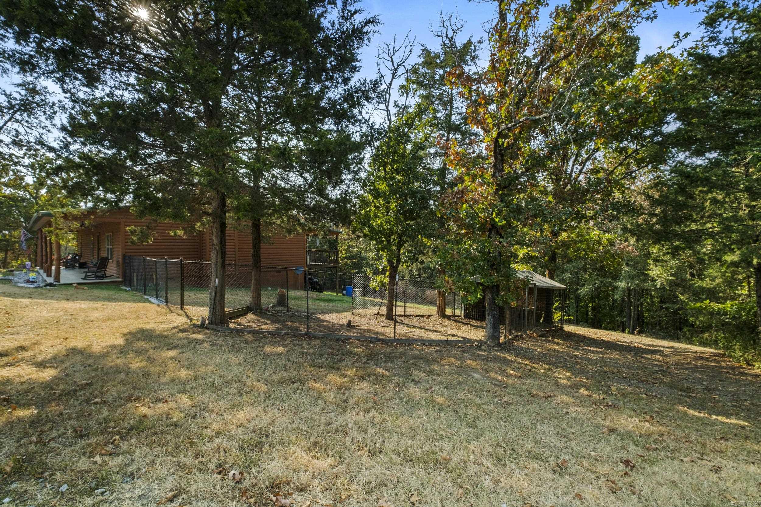 26033057 Property Photo 4