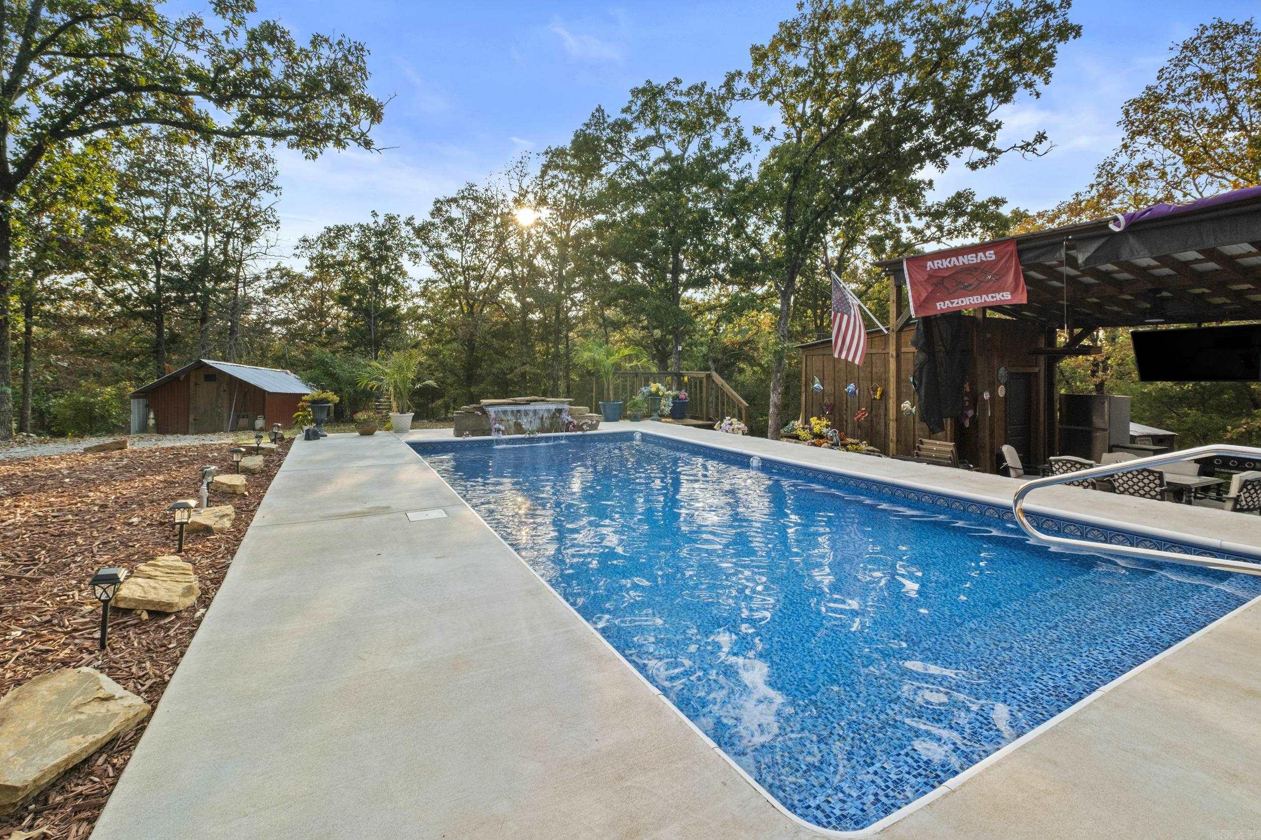 26033057 Property Photo 31