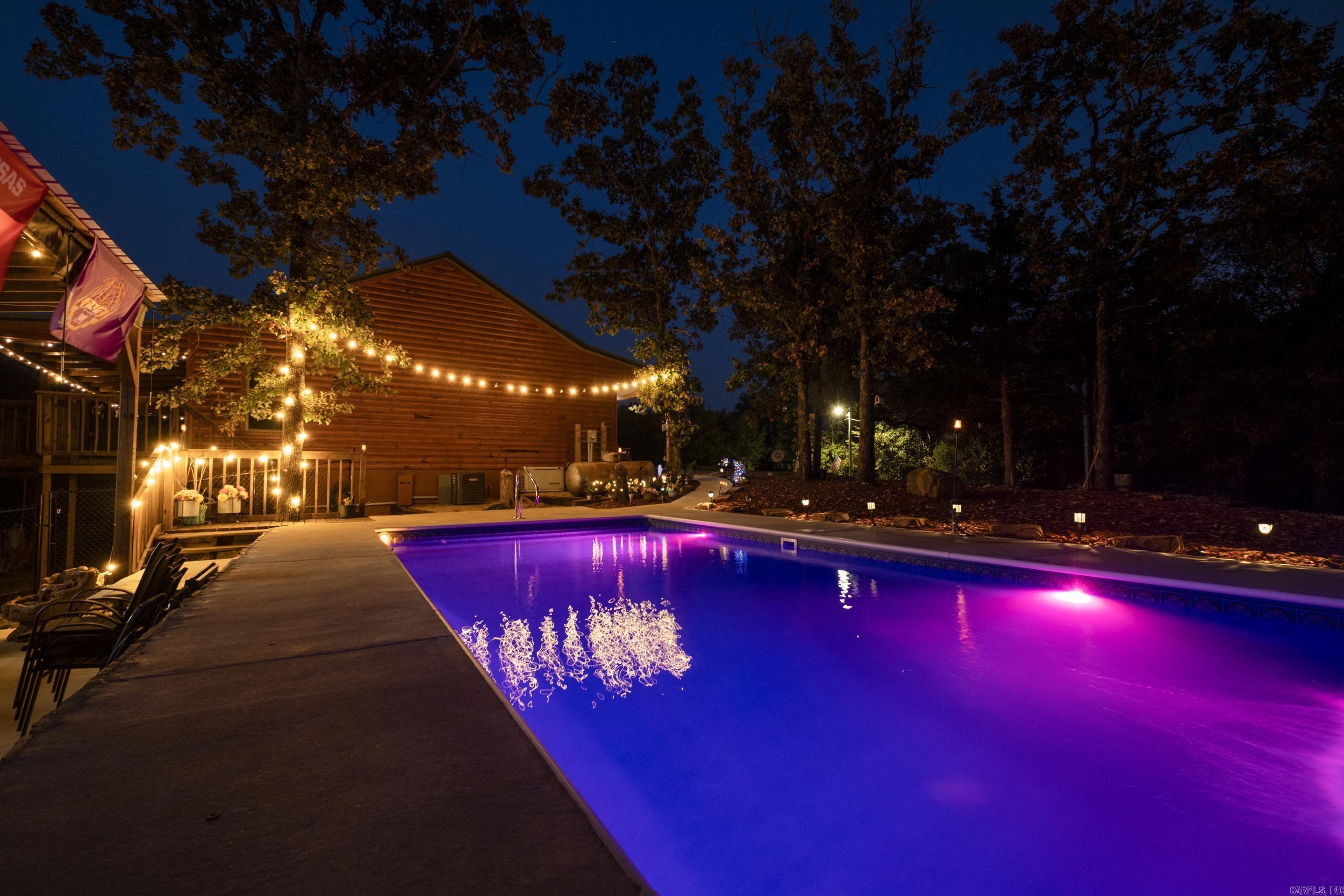 26033057 Property Photo 41