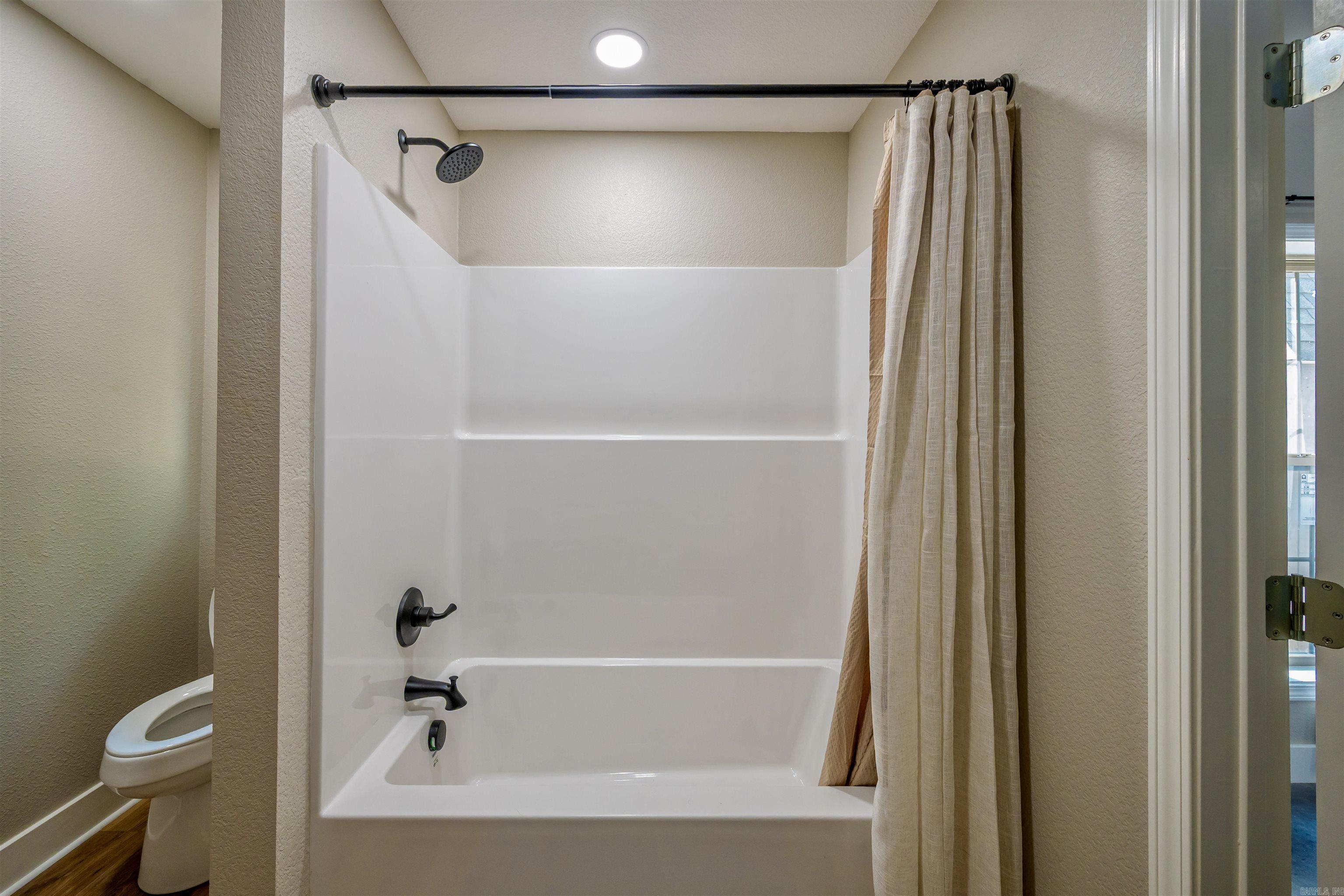 101 Leatherwood Circle Property Photo 33