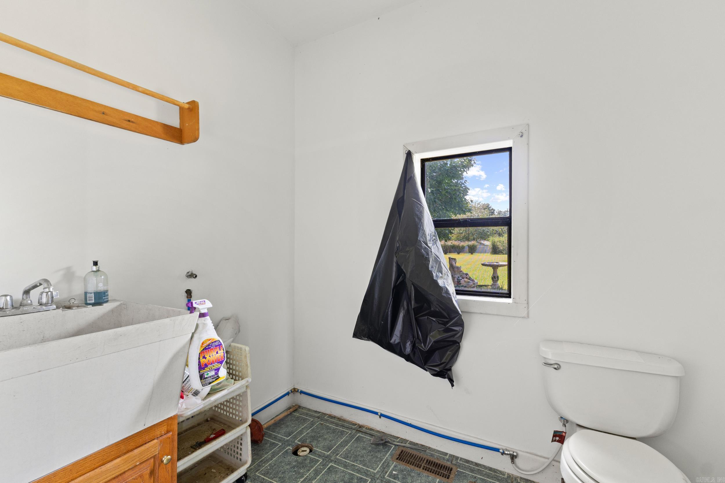 122 Independence Drive Property Photo 34