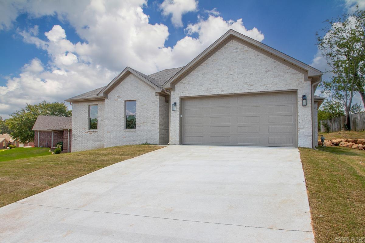 1816 Hidden Creek Drive Property Photo 2