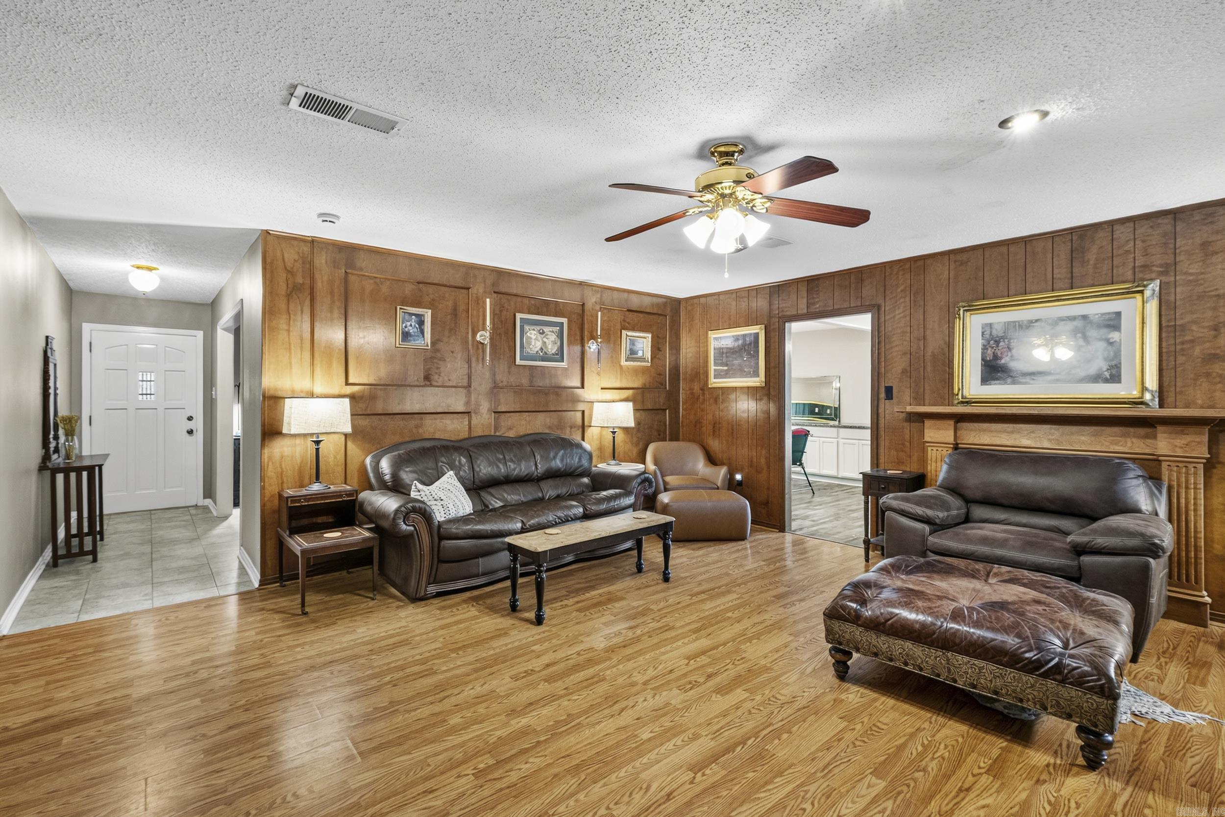 6 Beaconsfield Court Property Photo 10