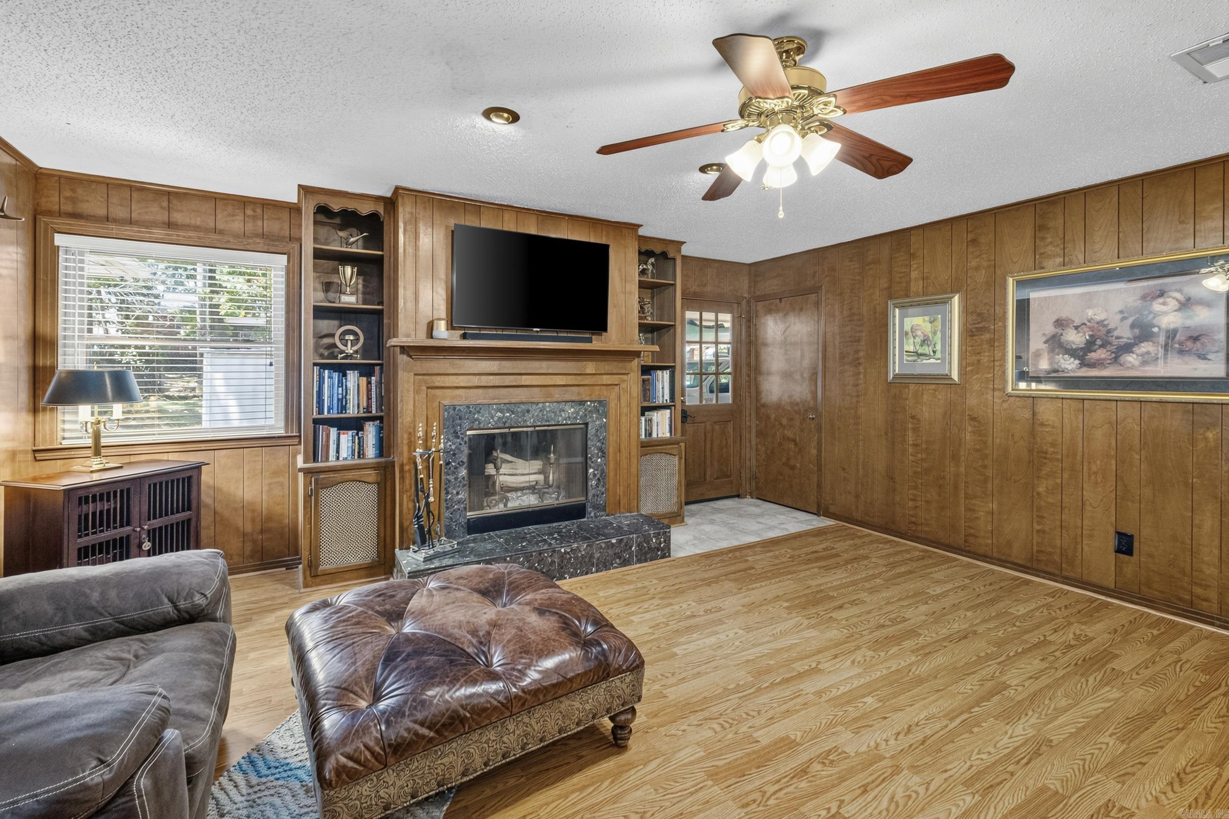 6 Beaconsfield Court Property Photo 12