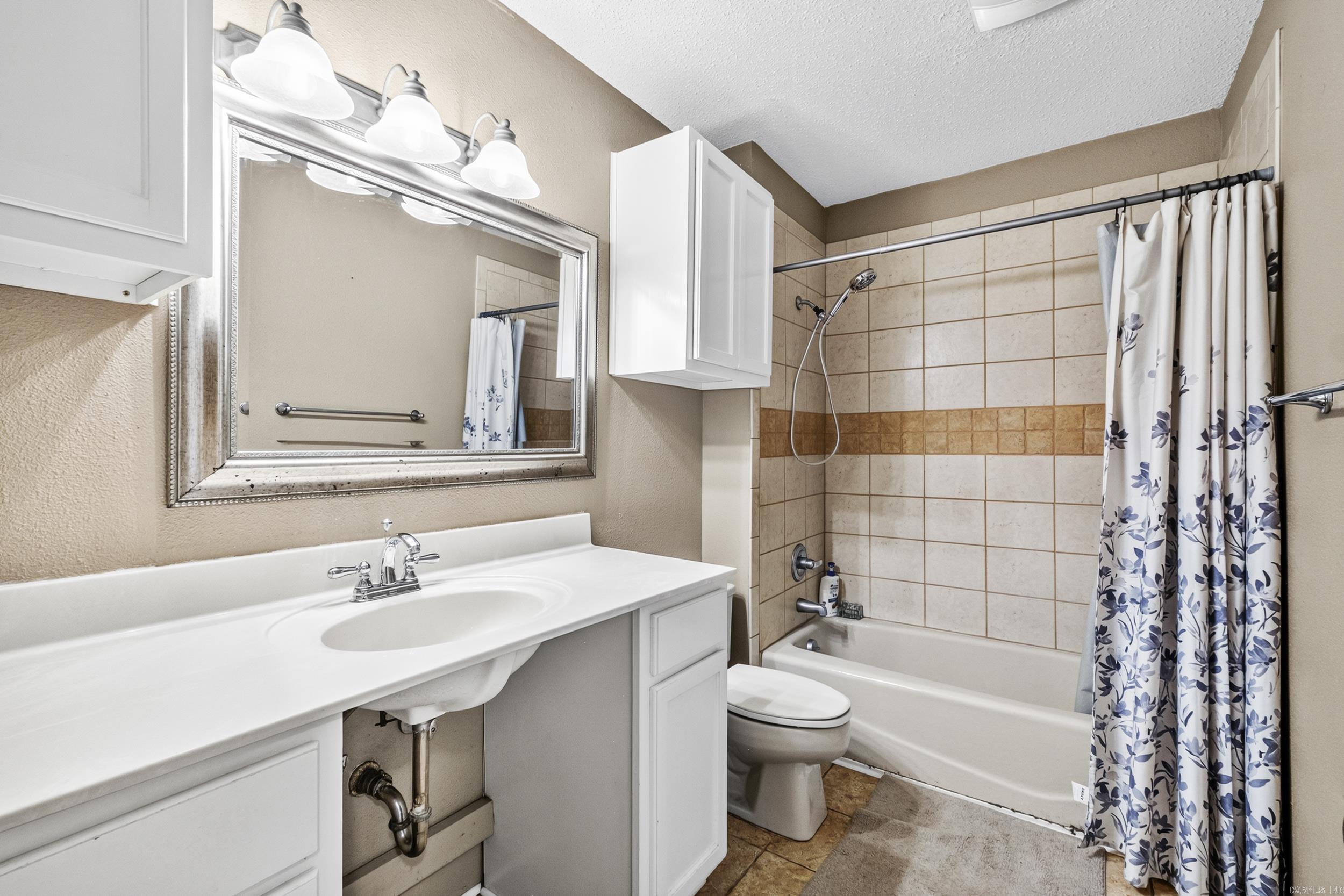 6 Beaconsfield Court Property Photo 26
