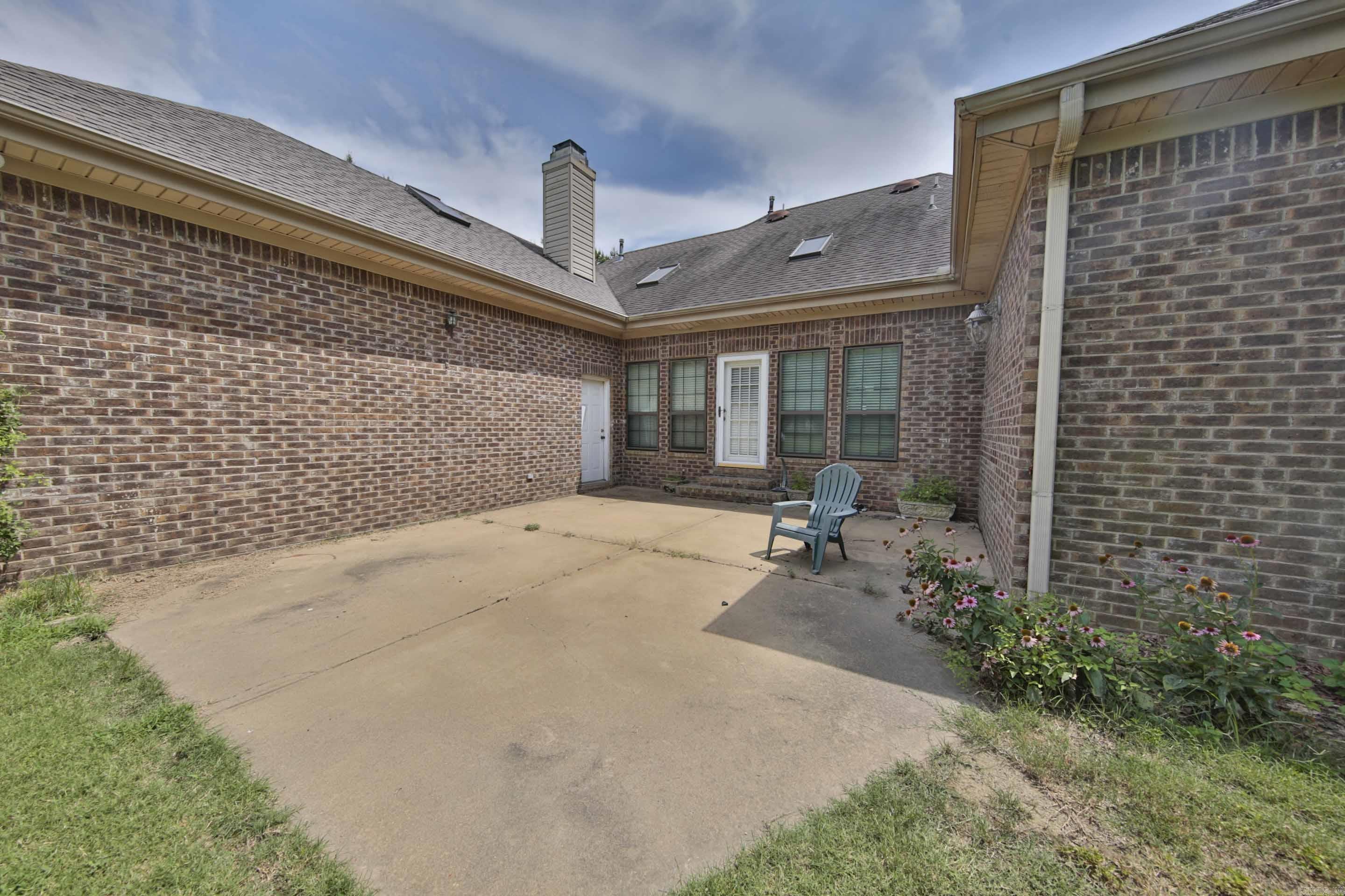 142 Neal Road Property Photo 3