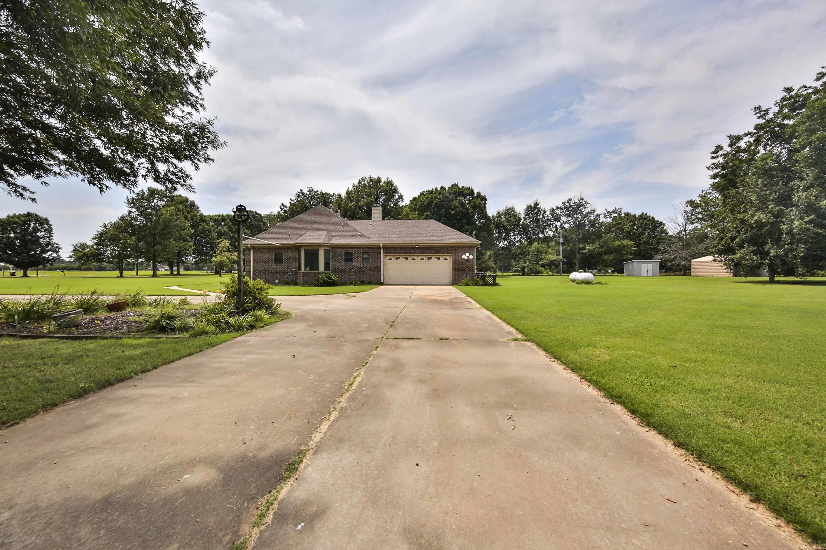 142 Neal Road Property Photo 7