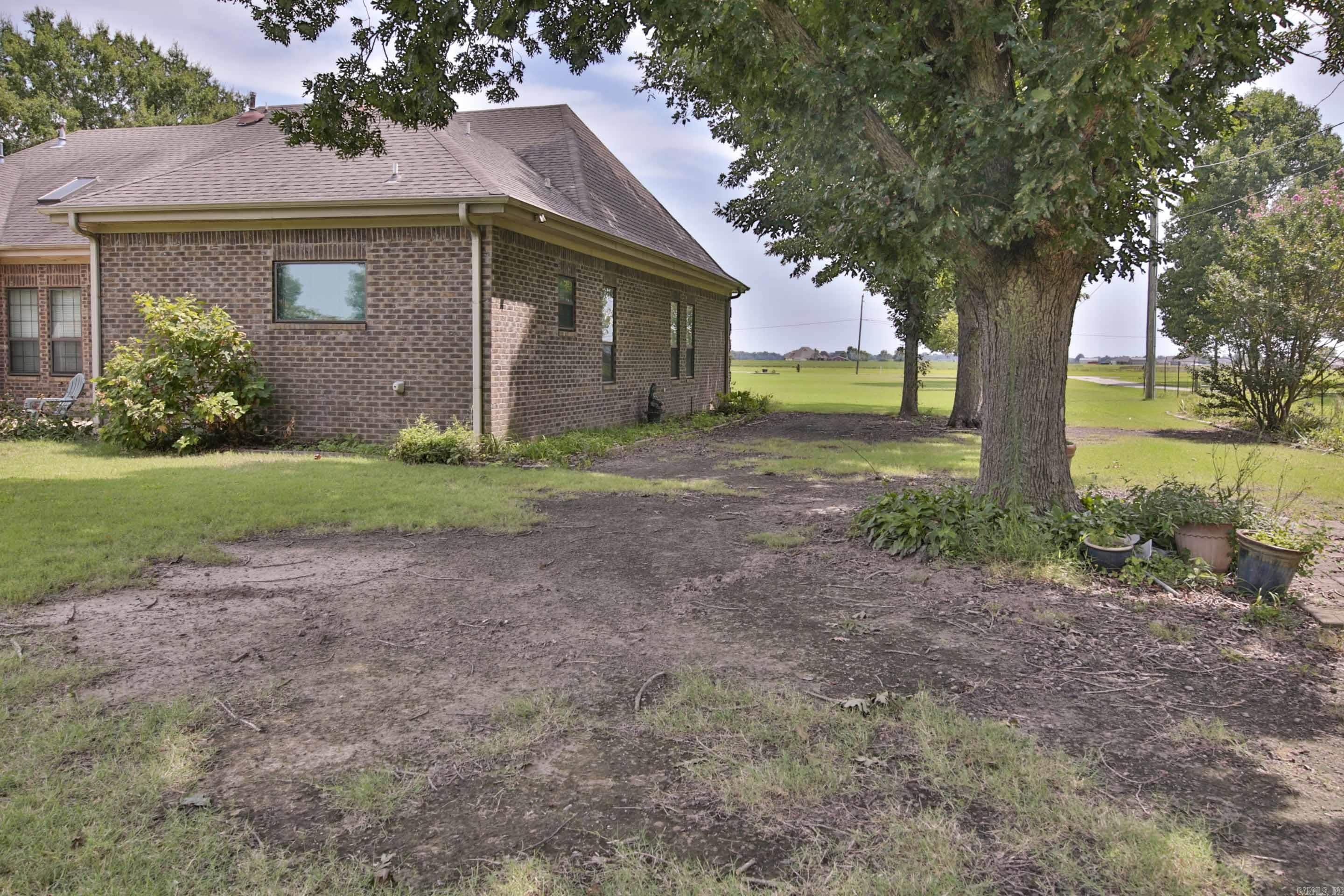 142 Neal Road Property Photo 24