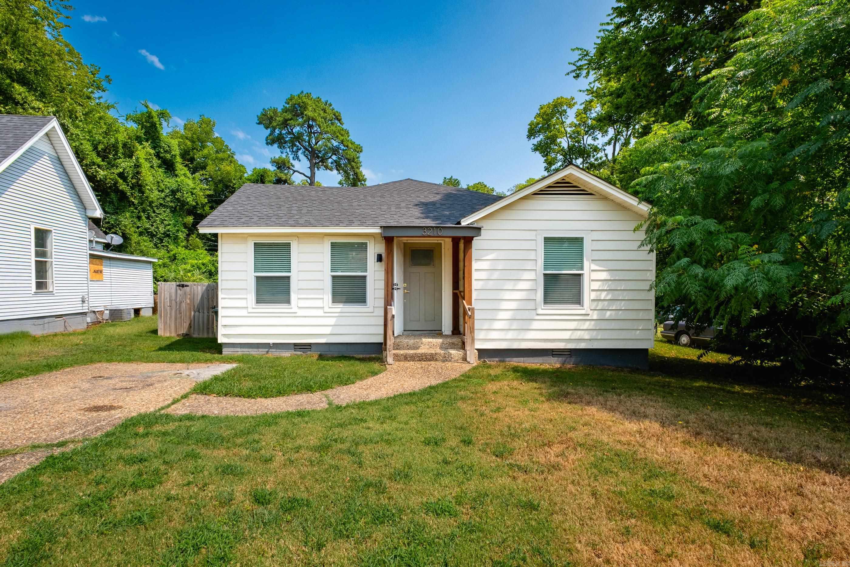 3210 Lamar Street Property Photo 1