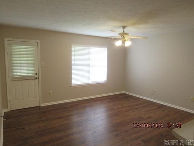 4555 Graham Drive Property Photo 2