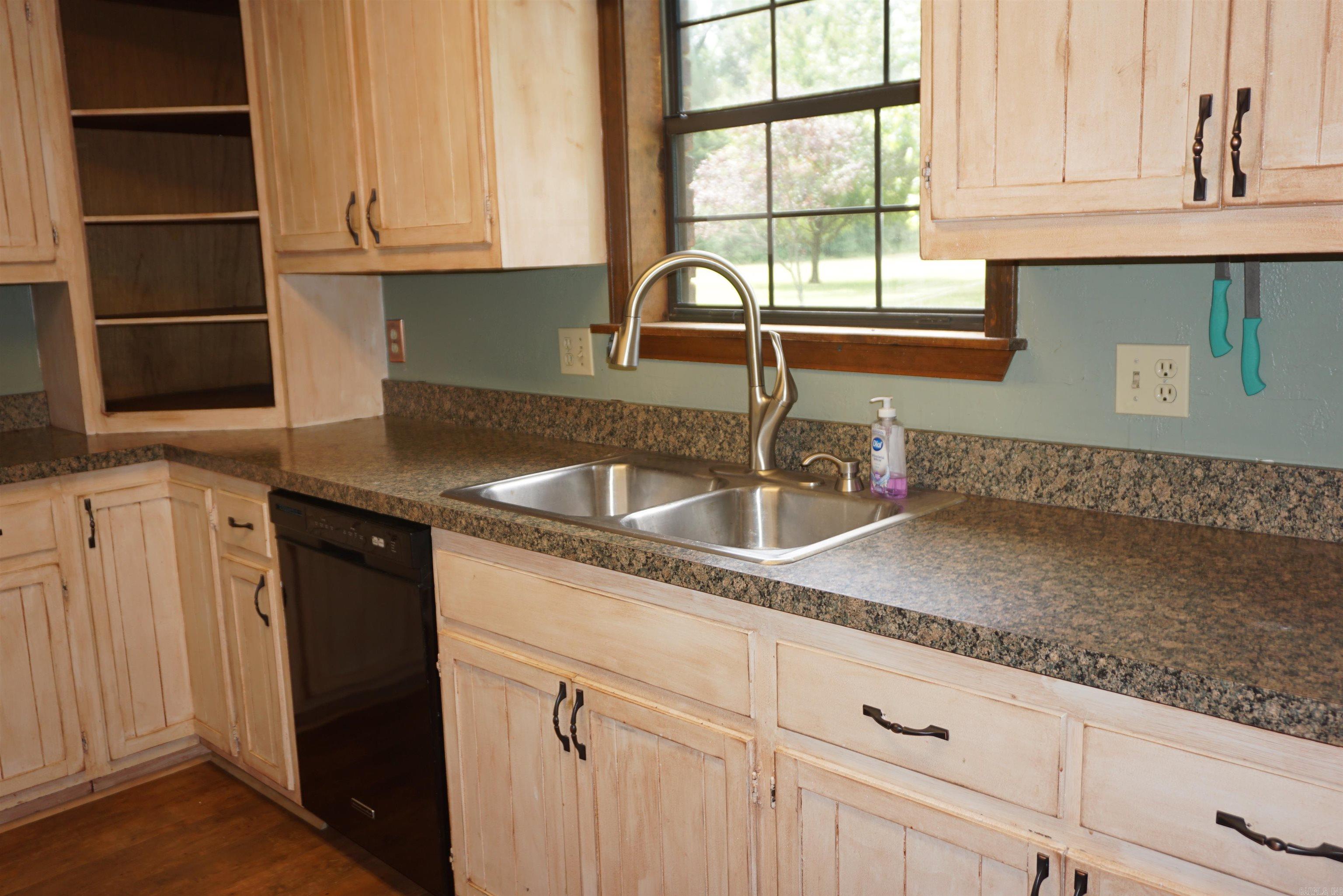 3140 Hwy 157 Property Photo 5