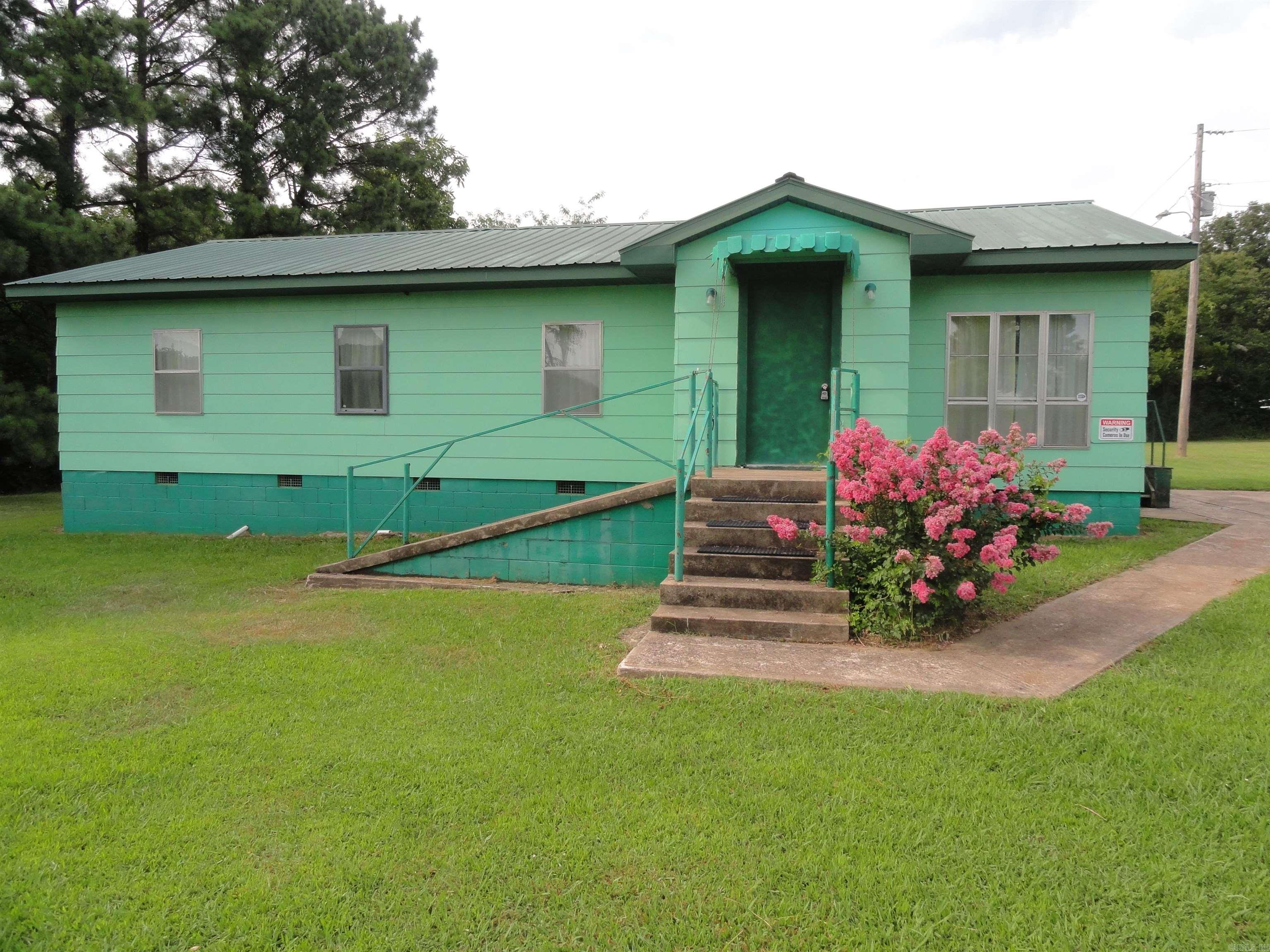 3358 Hwy 74 E Property Photo 1