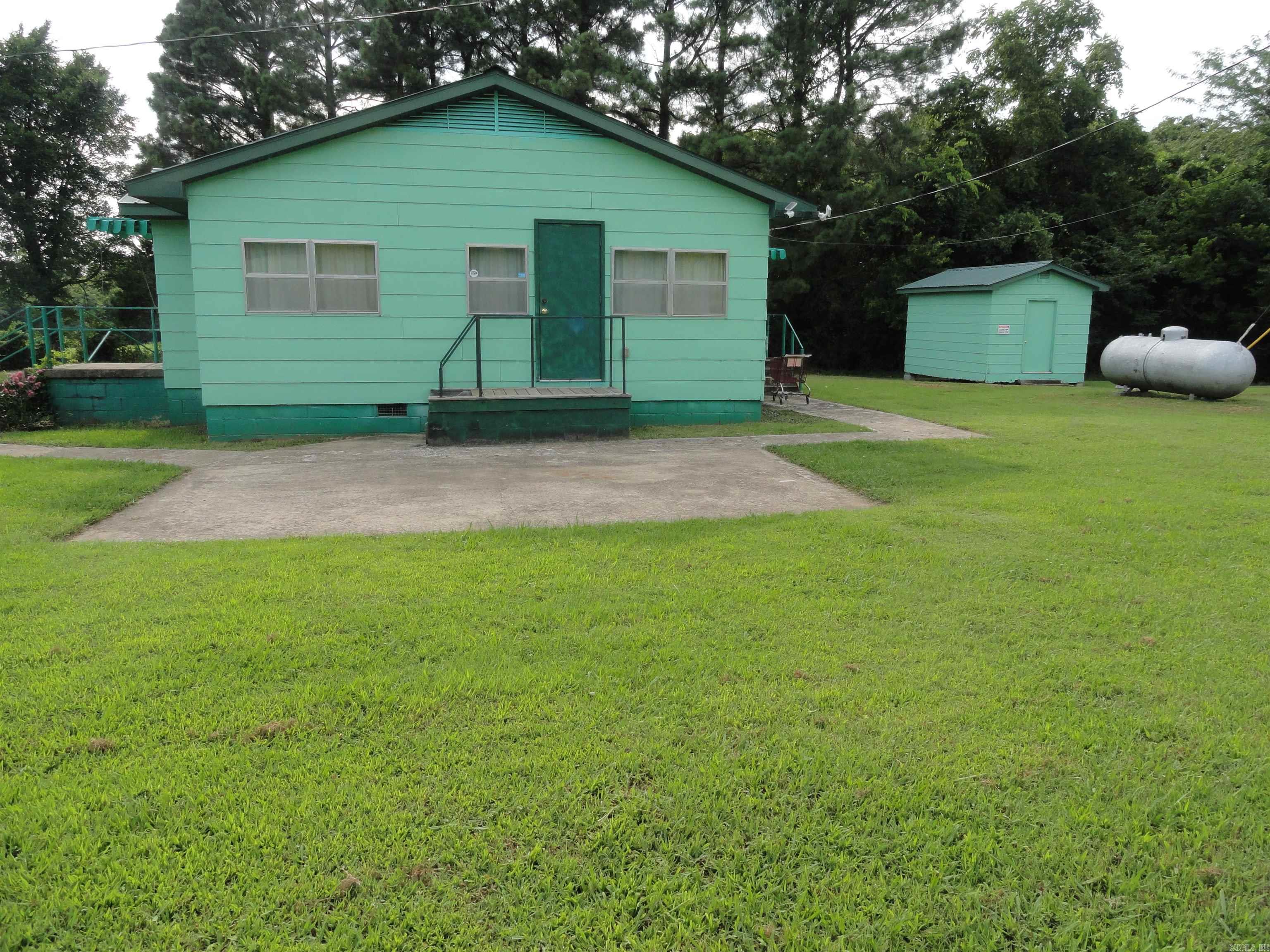 3358 Hwy 74 E Property Photo 3