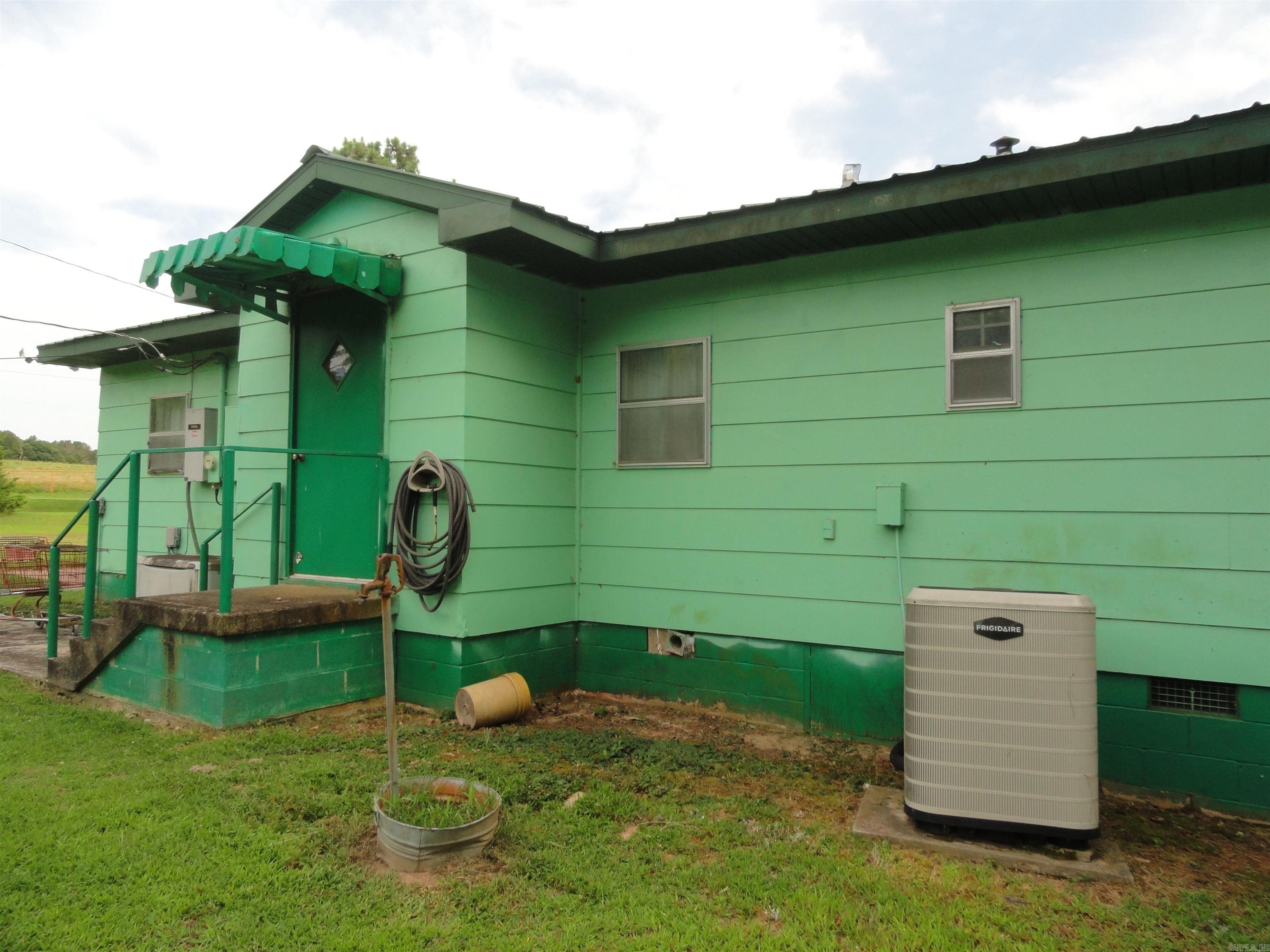 3358 Hwy 74 E Property Photo 9