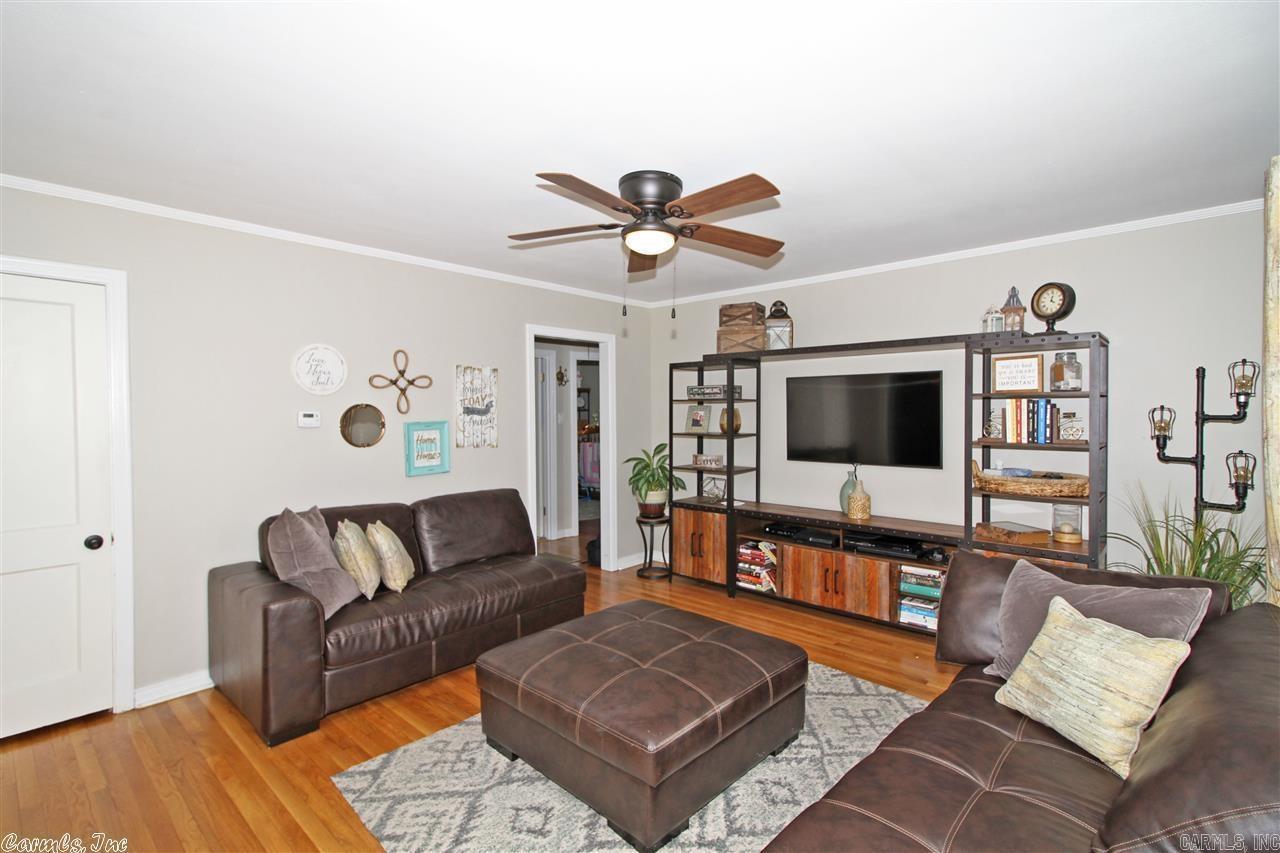 1217 S Pierce St Property Photo 5