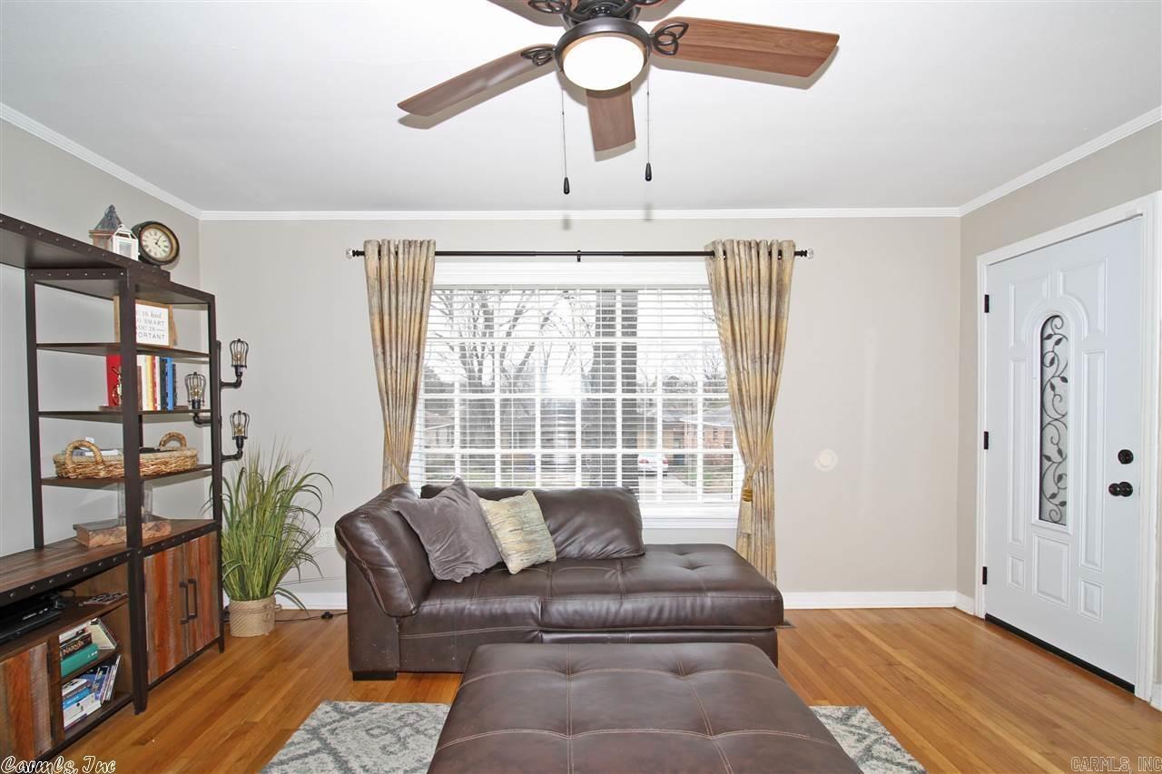 1217 S Pierce St Property Photo 6