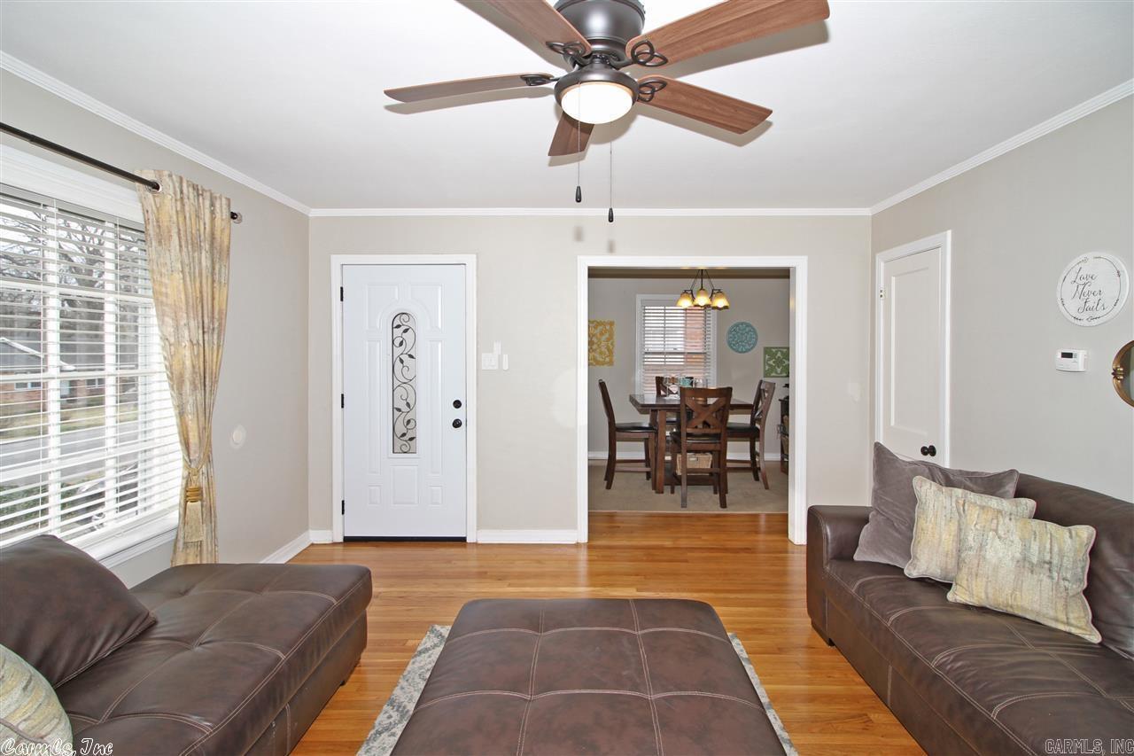 1217 S Pierce St Property Photo 9