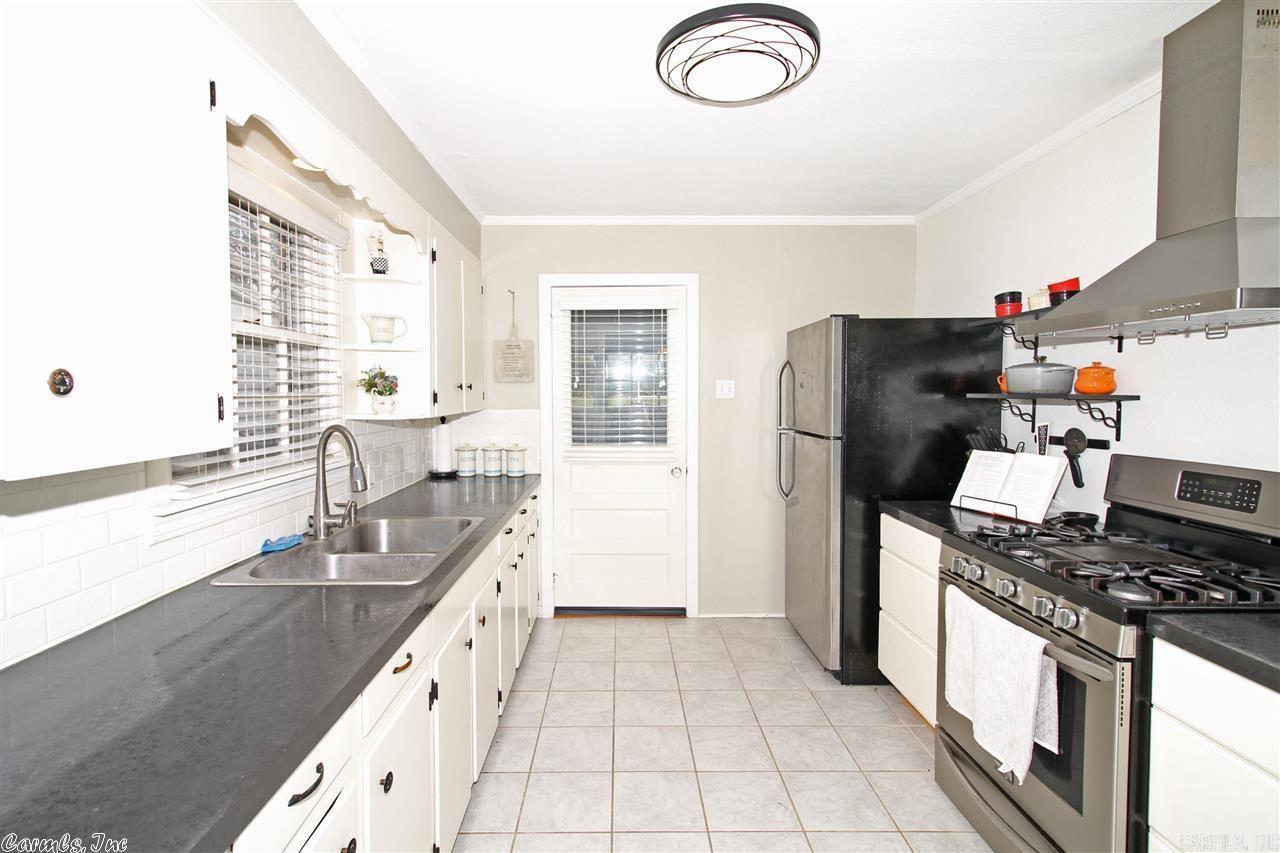 1217 S Pierce St Property Photo 15