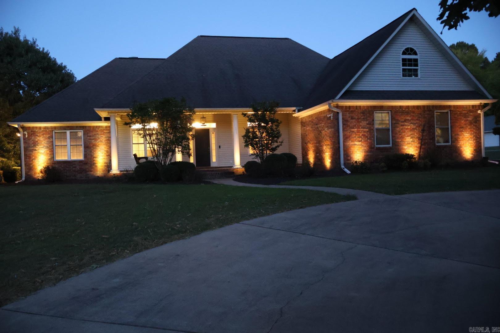 502 Deer Creek Property Photo 1