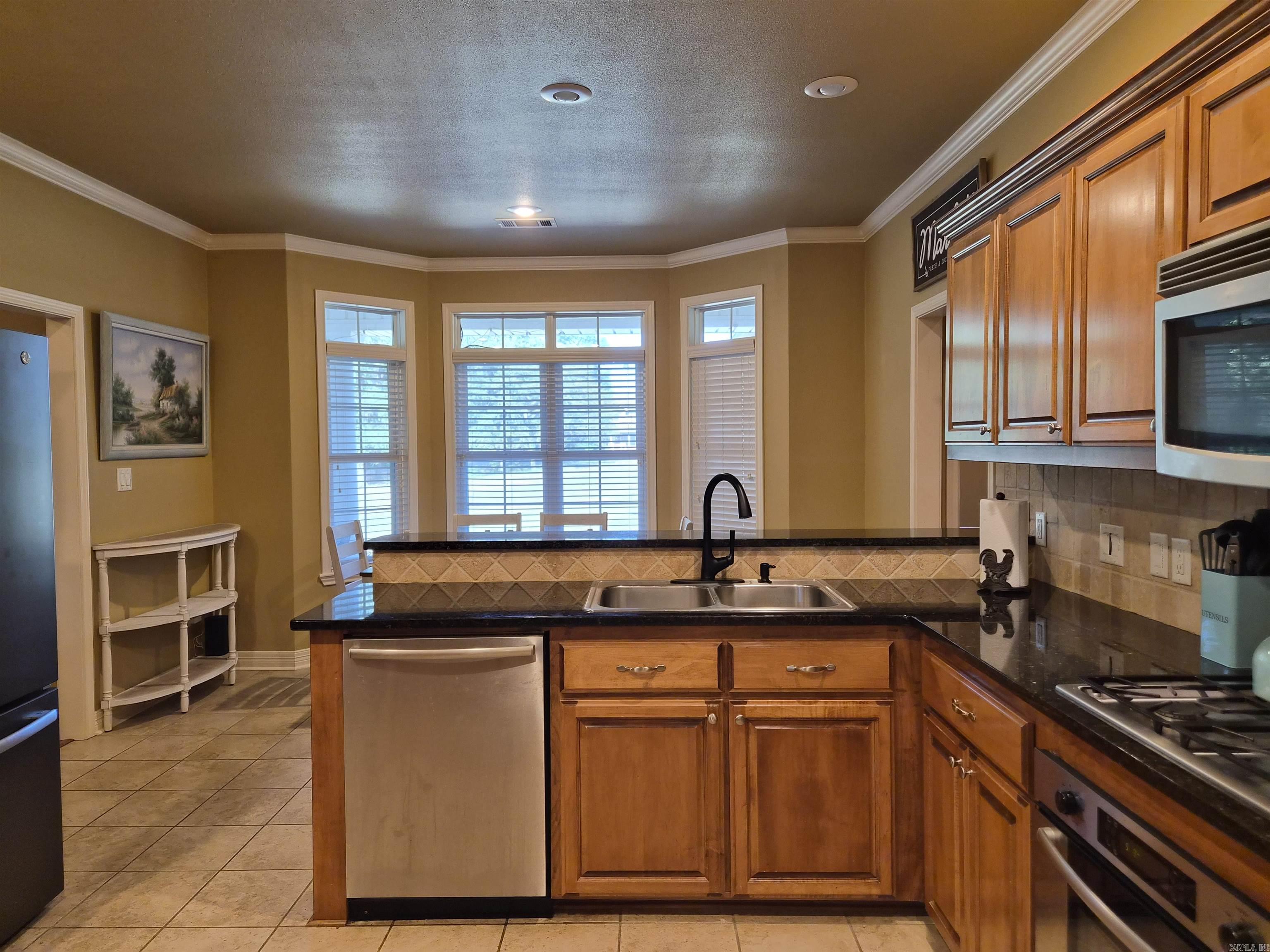 502 Deer Creek Property Photo 10