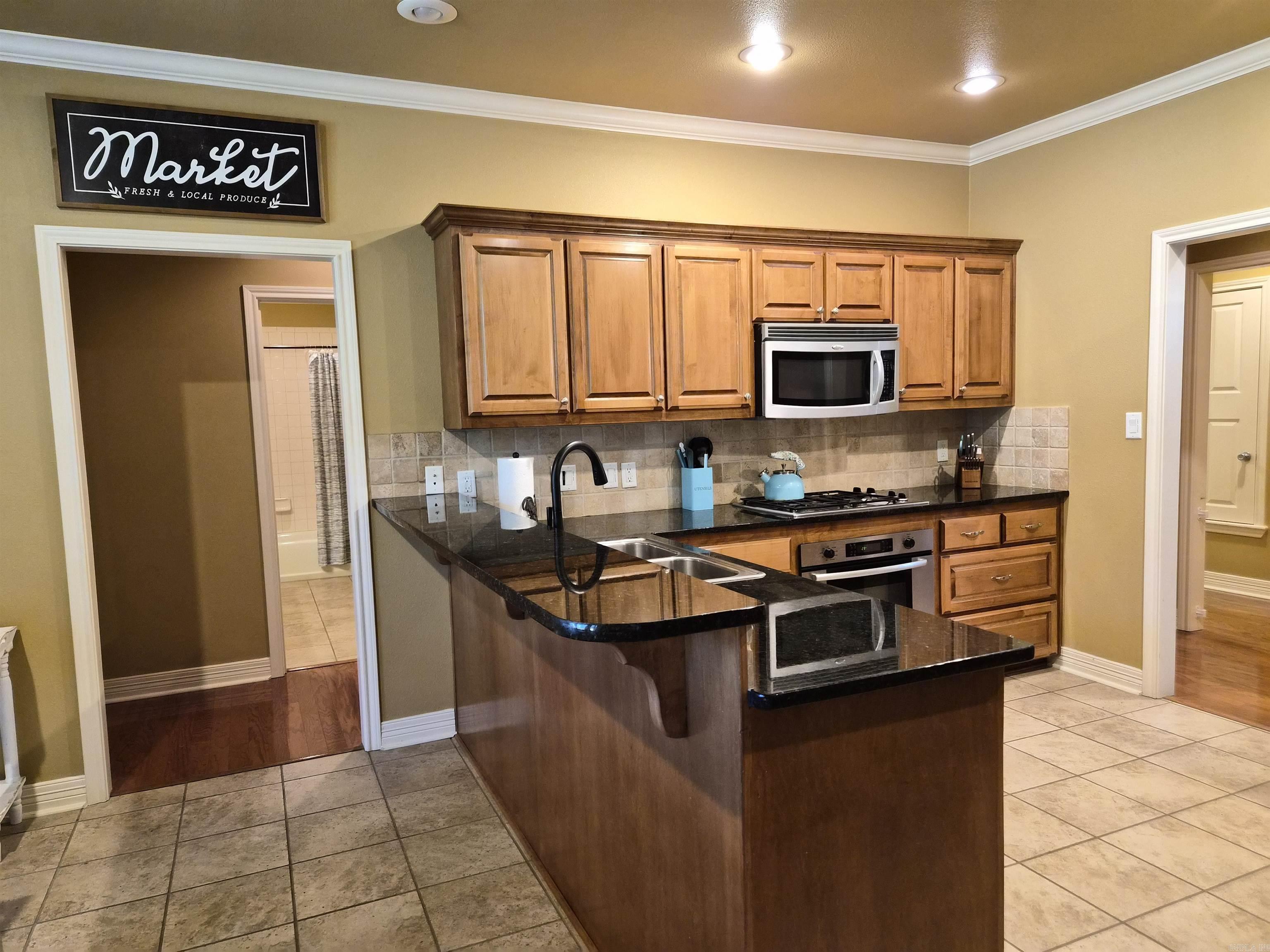 502 Deer Creek Property Photo 12