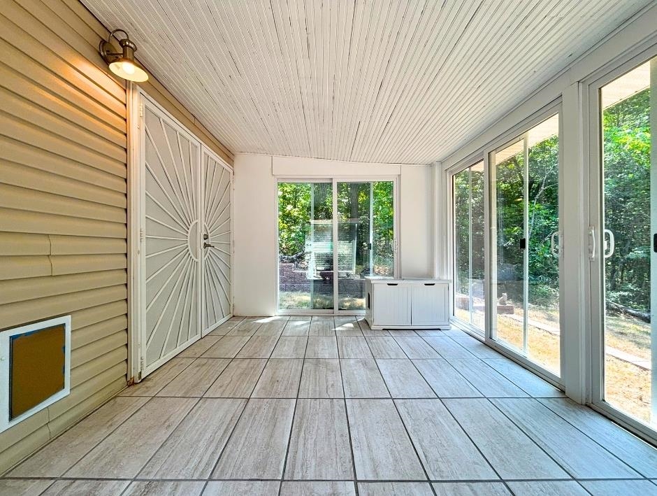 10 Algonquin Circle Property Photo 35