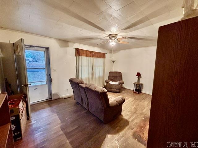 605 Ridgecrest Property Photo 5