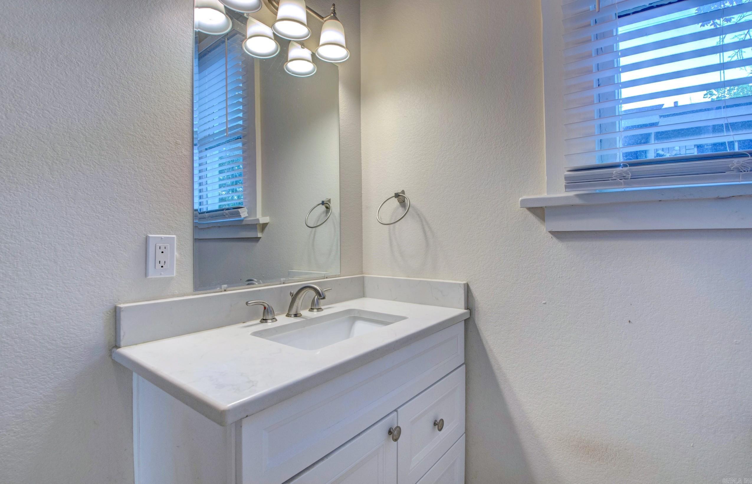 508 Rice Property Photo 28