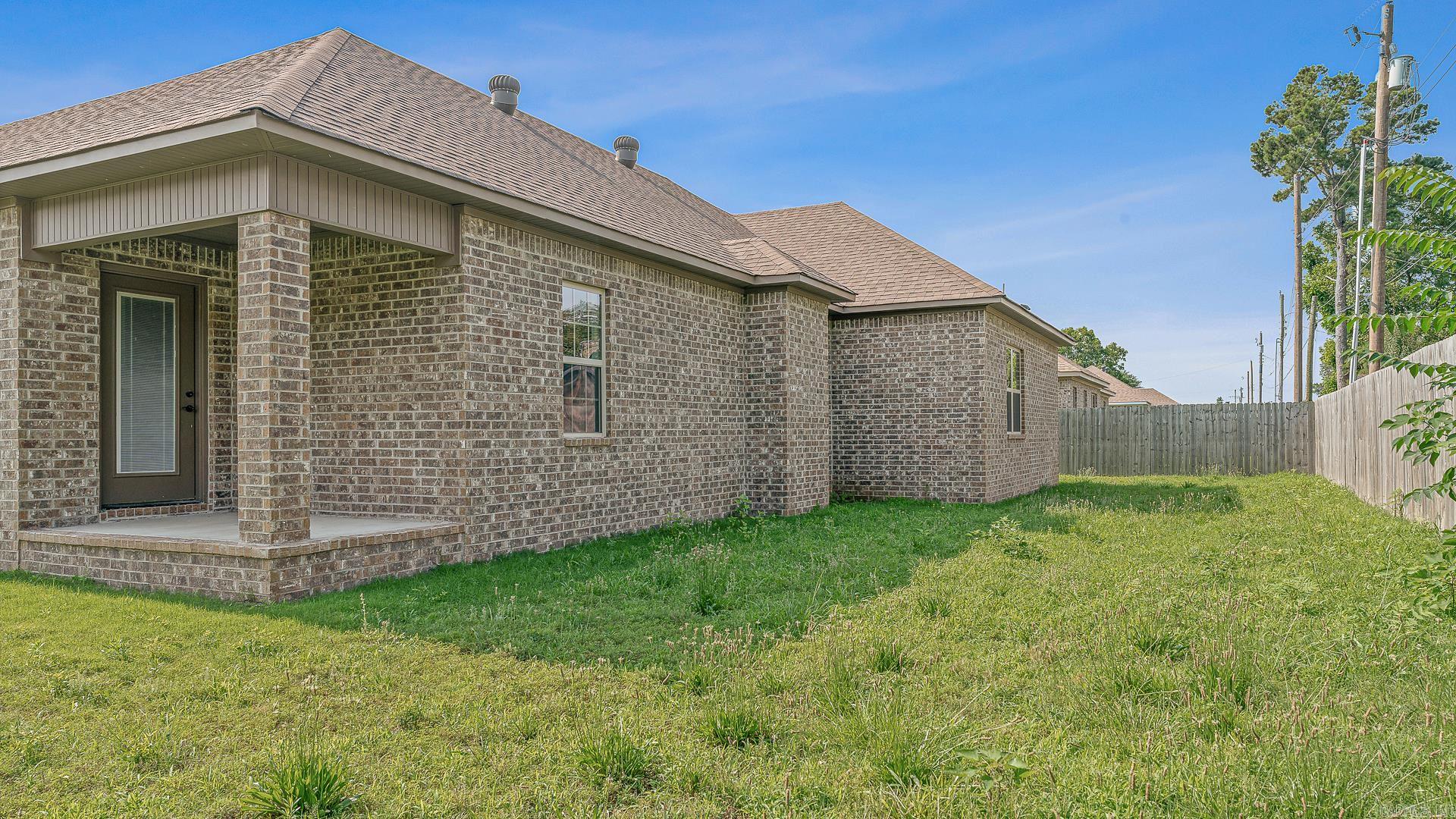 117 Pecan Street Property Photo 5