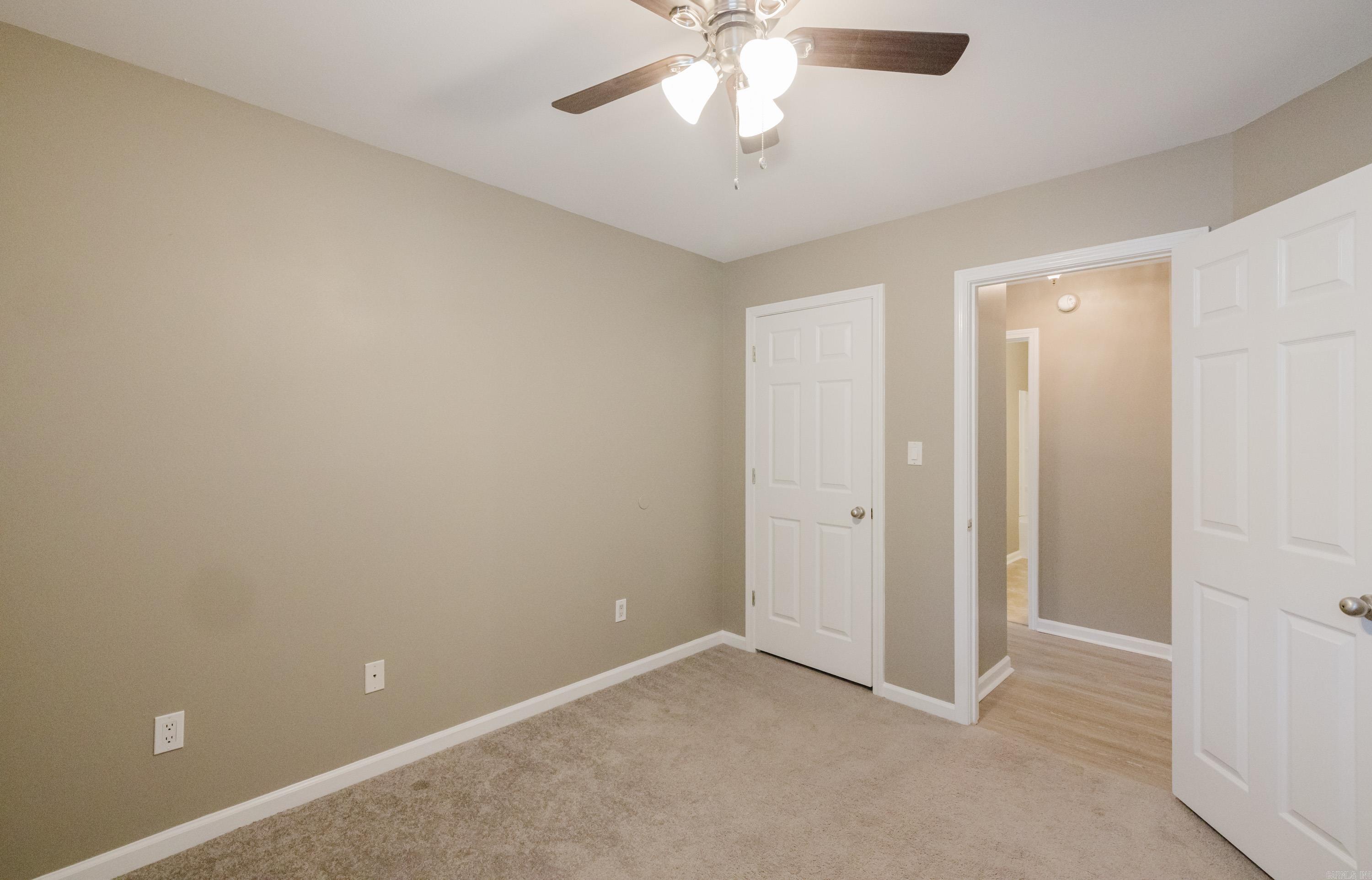 513 Hidden Forest Drive Property Photo 17