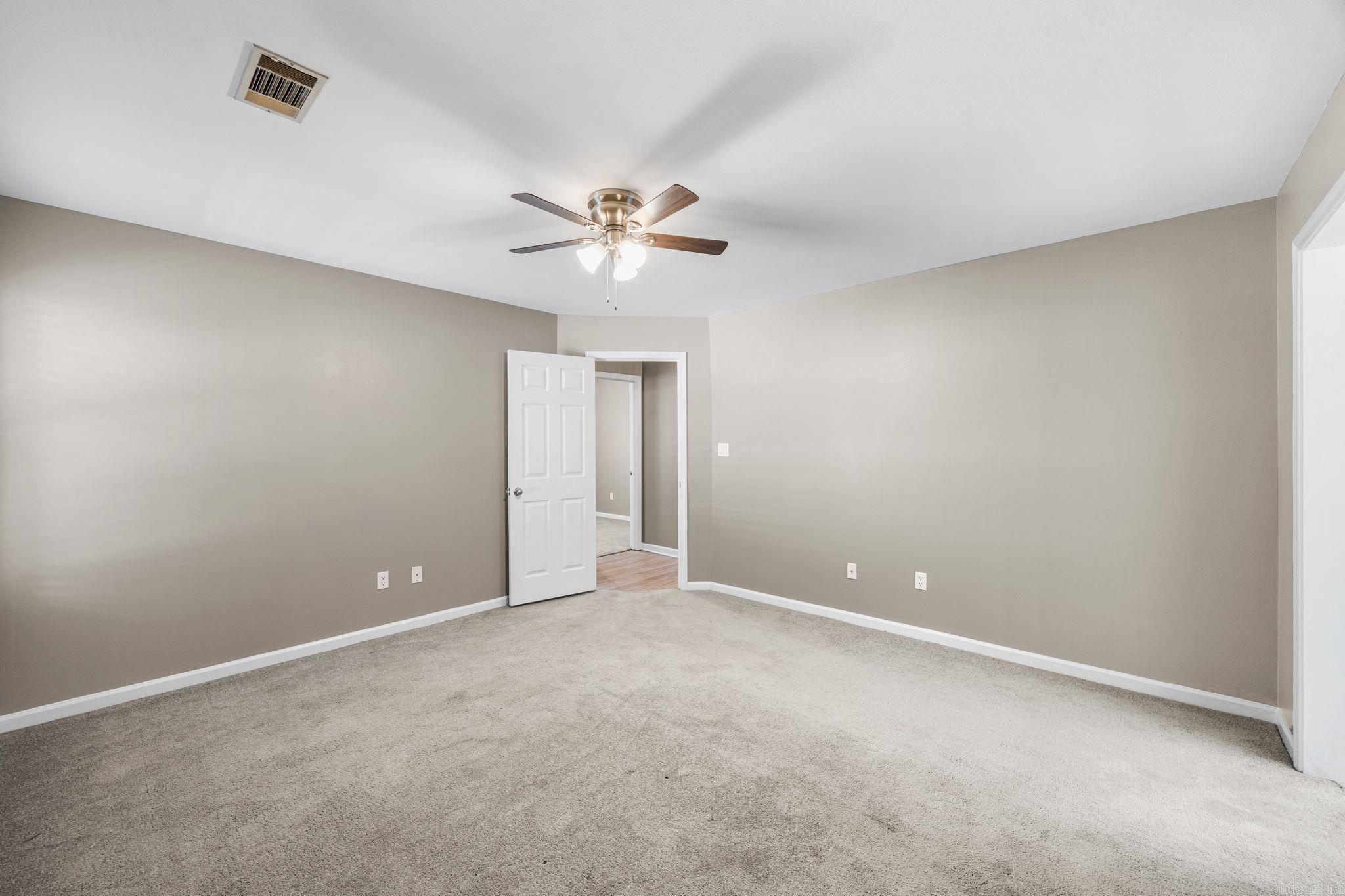 513 Hidden Forest Drive Property Photo 21