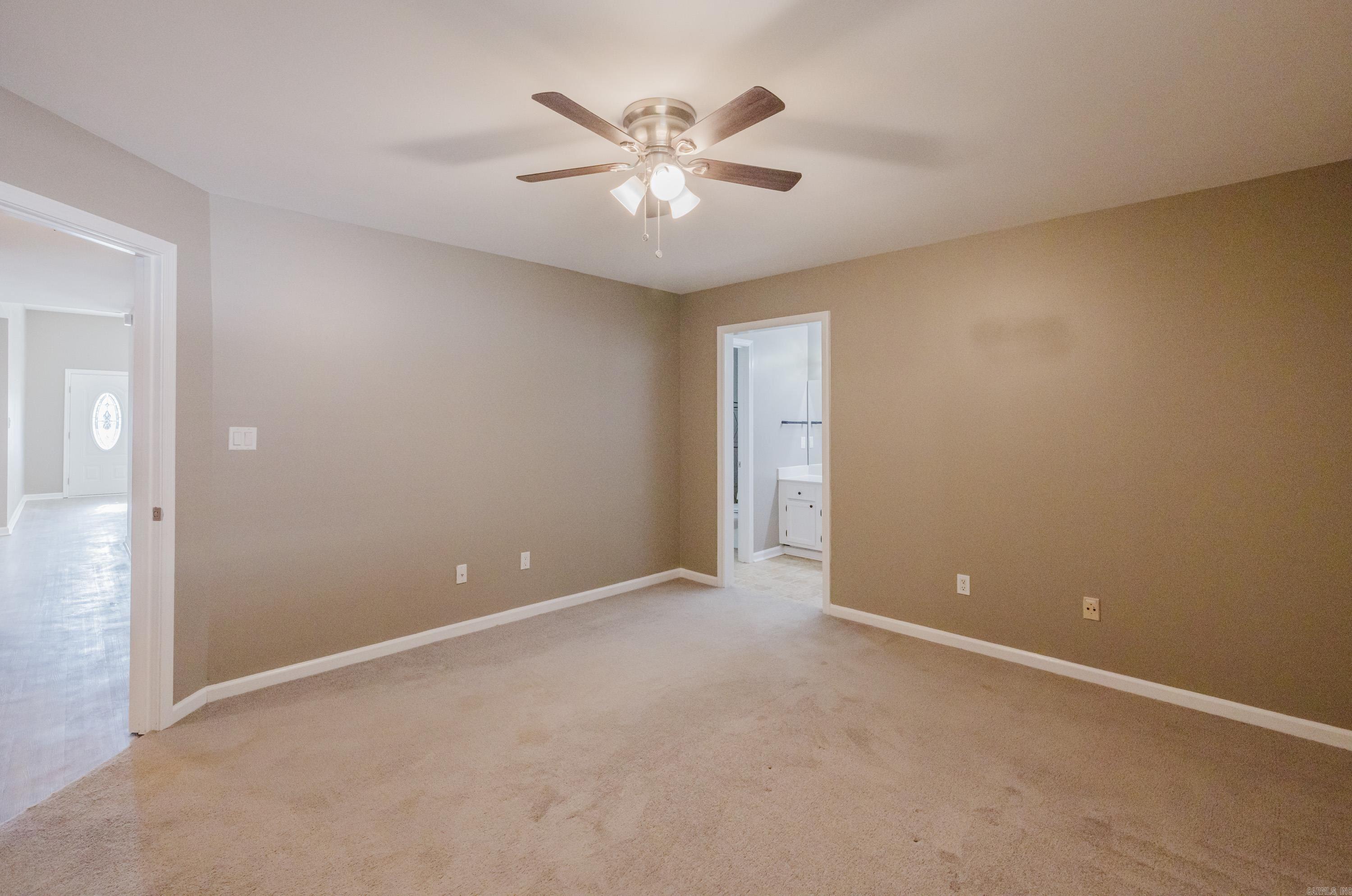 513 Hidden Forest Drive Property Photo 23