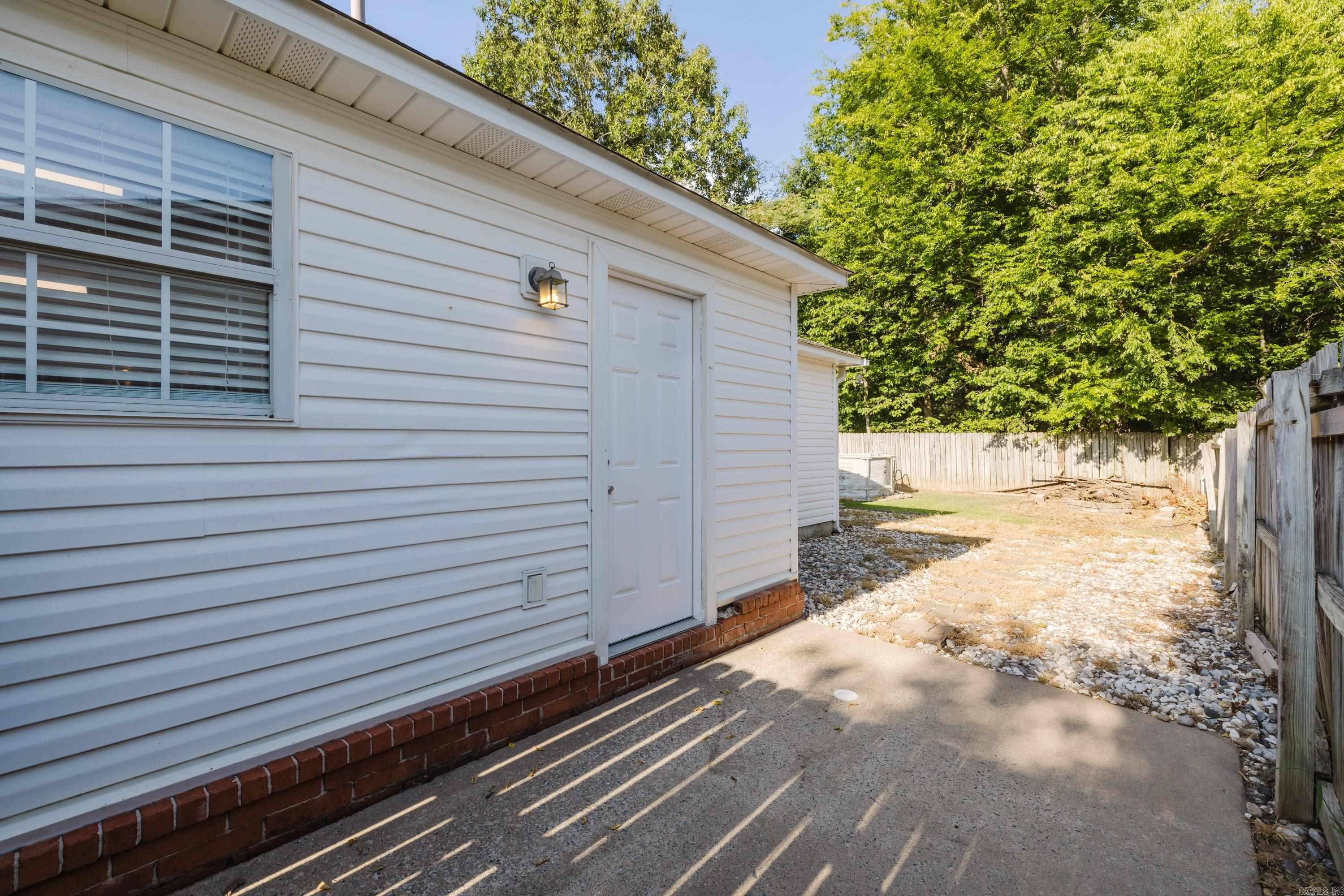 513 Hidden Forest Drive Property Photo 30