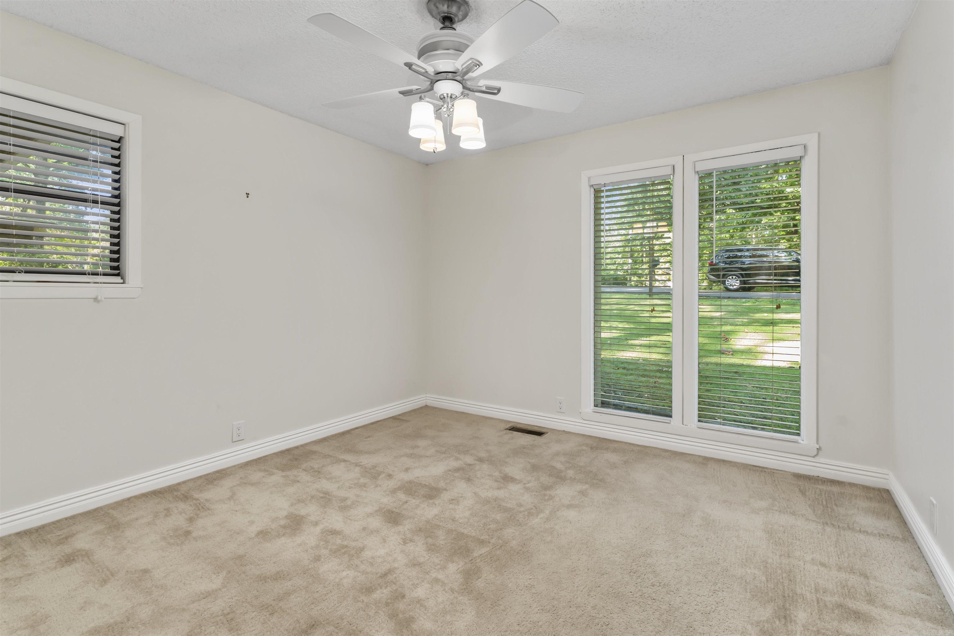 1 Torres Place Property Photo 15
