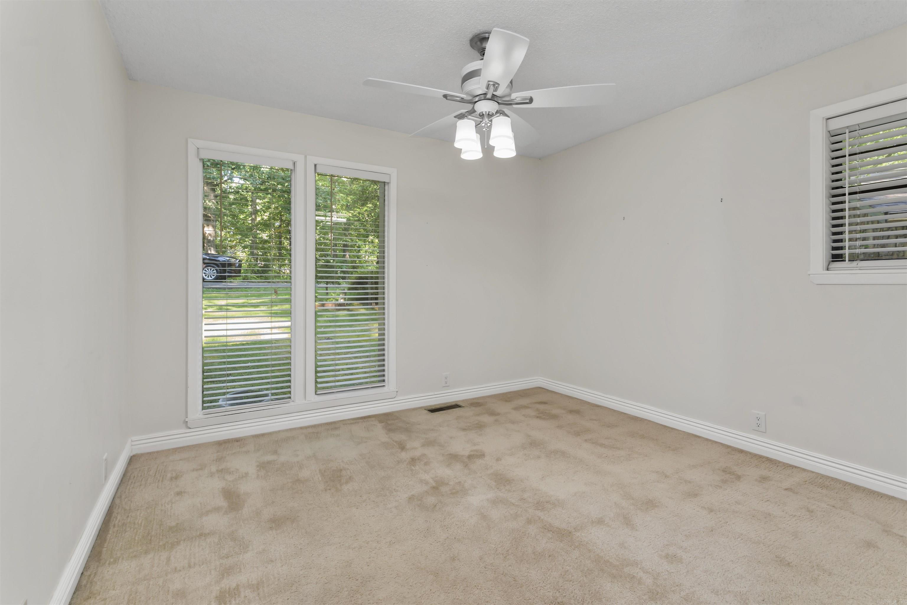 1 Torres Place Property Photo 18