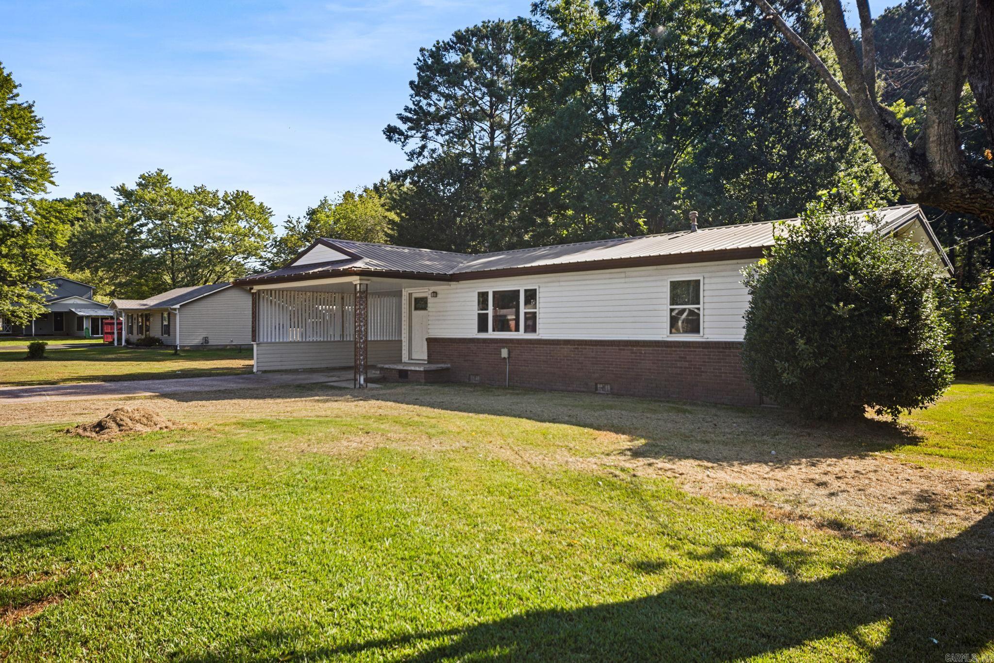1200 Wade Street Property Photo 5