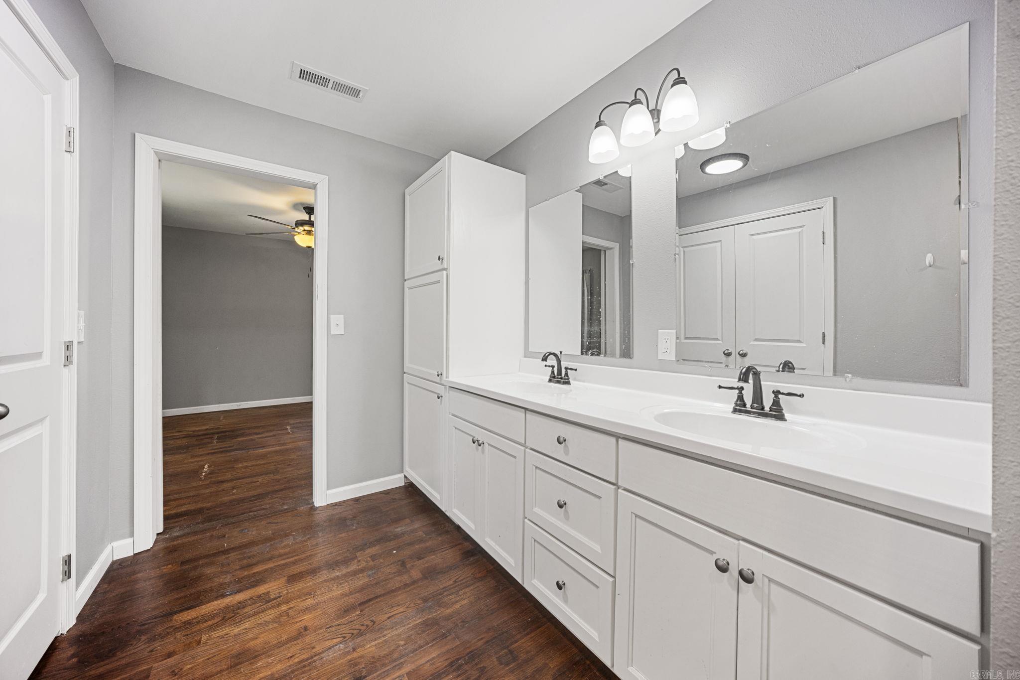 1200 Wade Street Property Photo 22