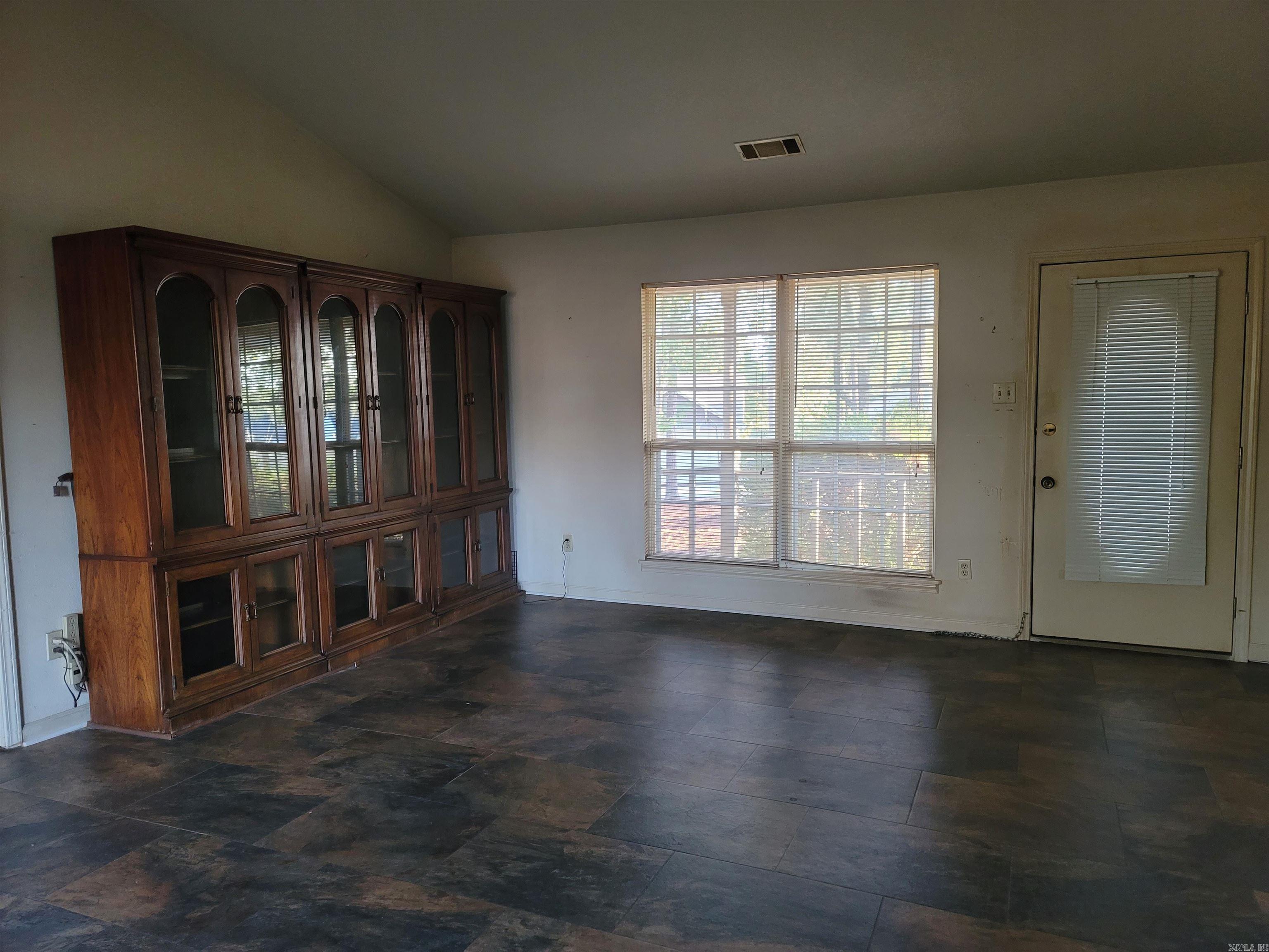 210 Restful Ridge Road Property Photo 6