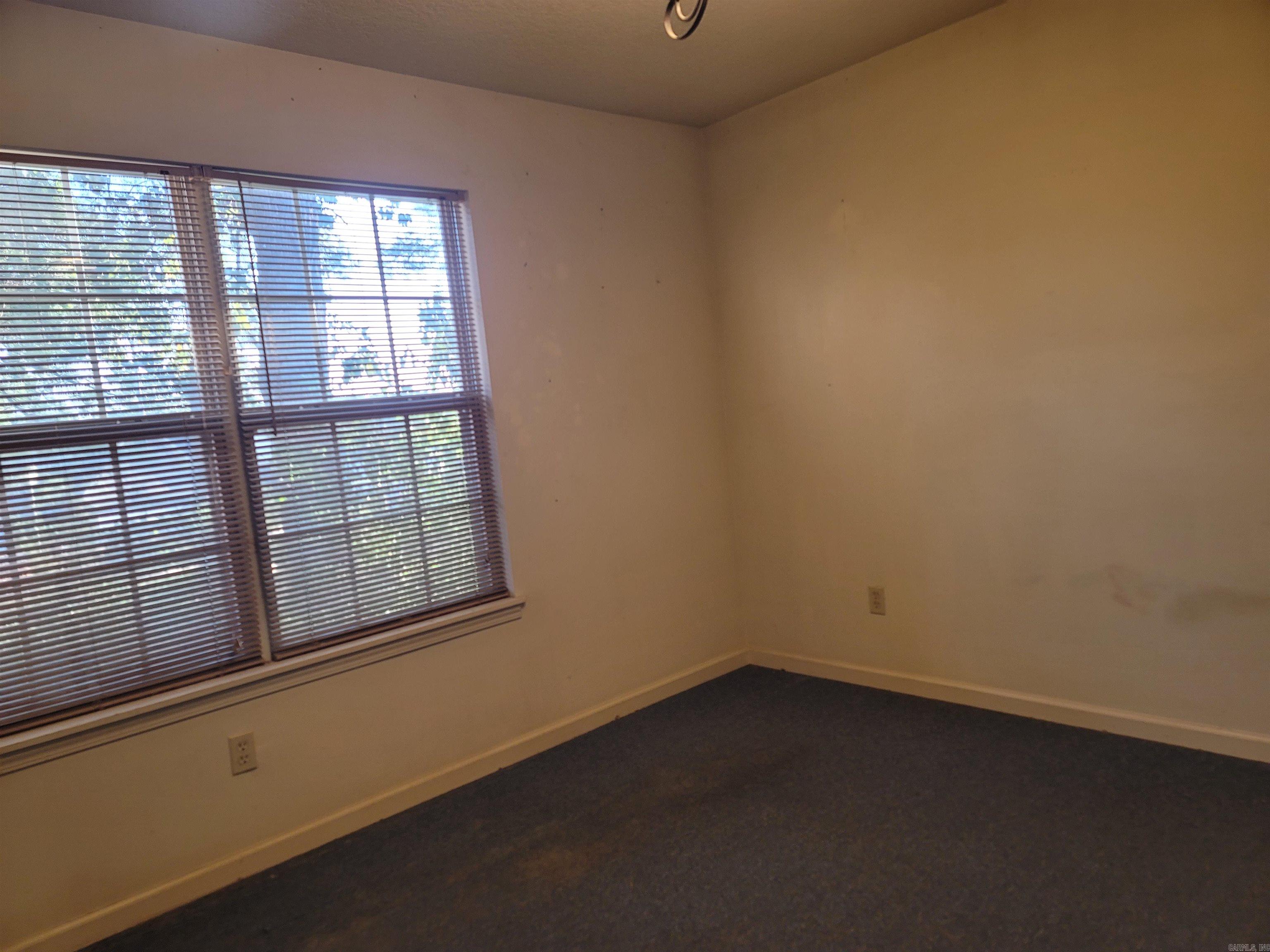 210 Restful Ridge Road Property Photo 8