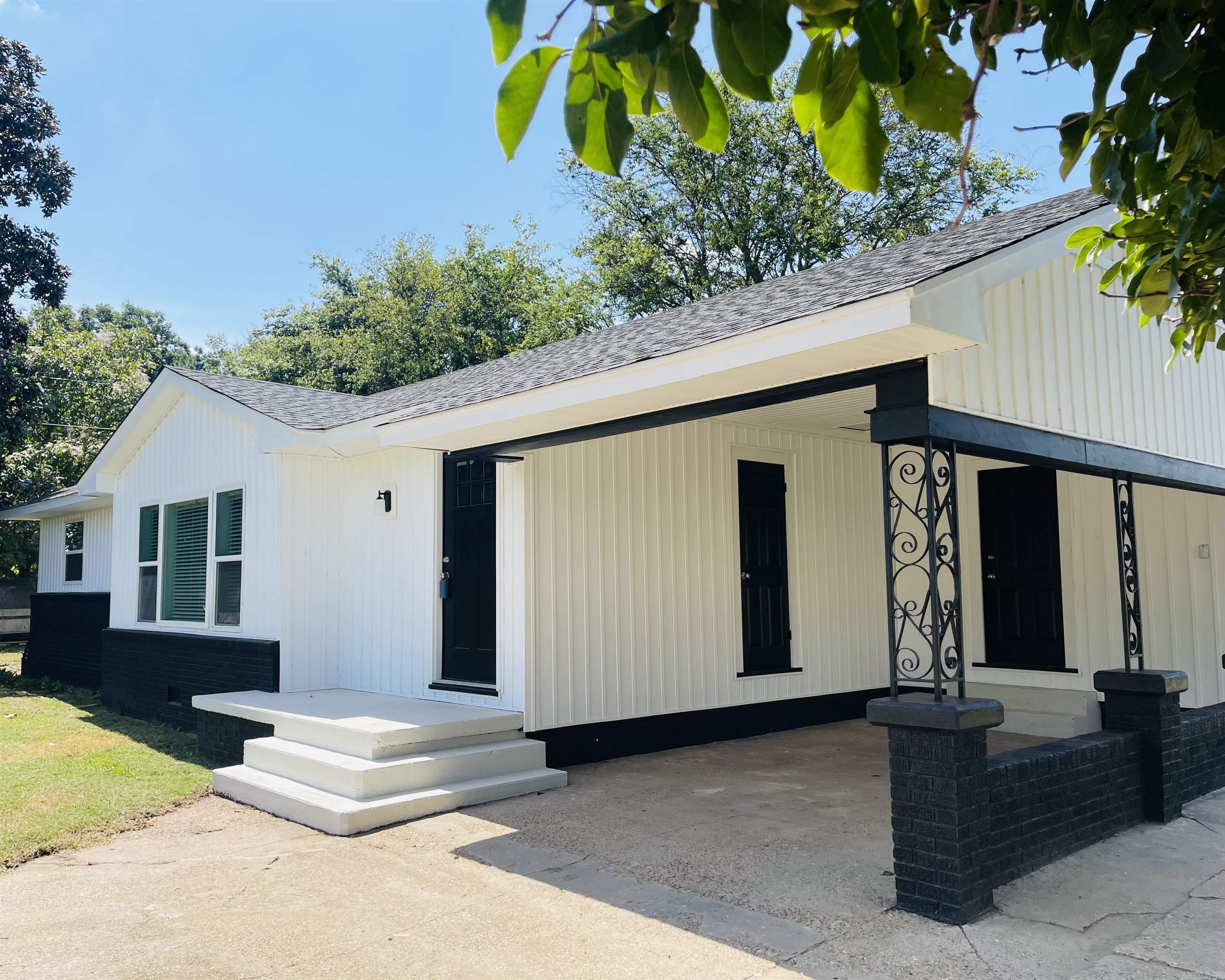 3751 Highway 135 Property Photo 1