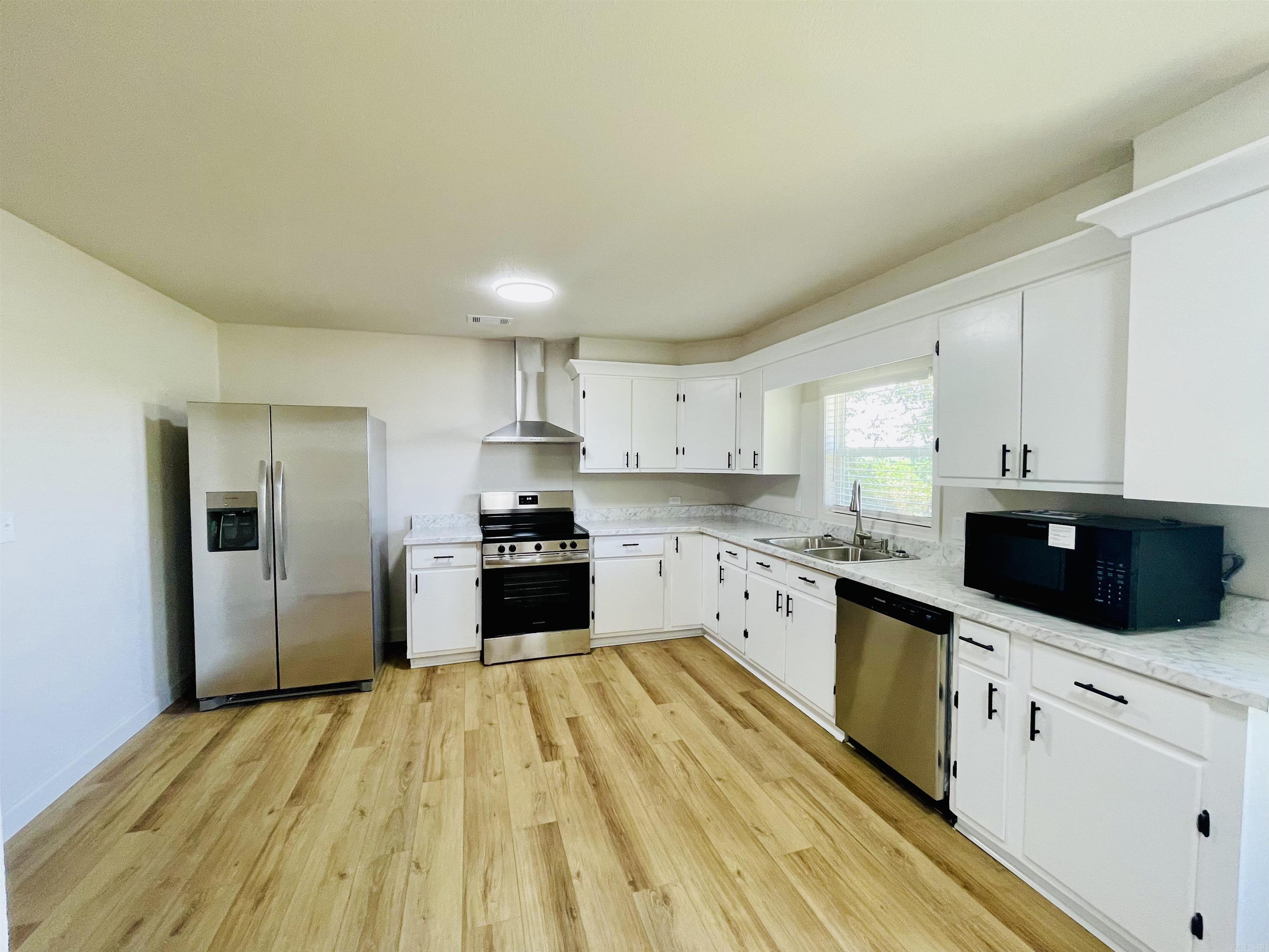 3751 Highway 135 Property Photo 9