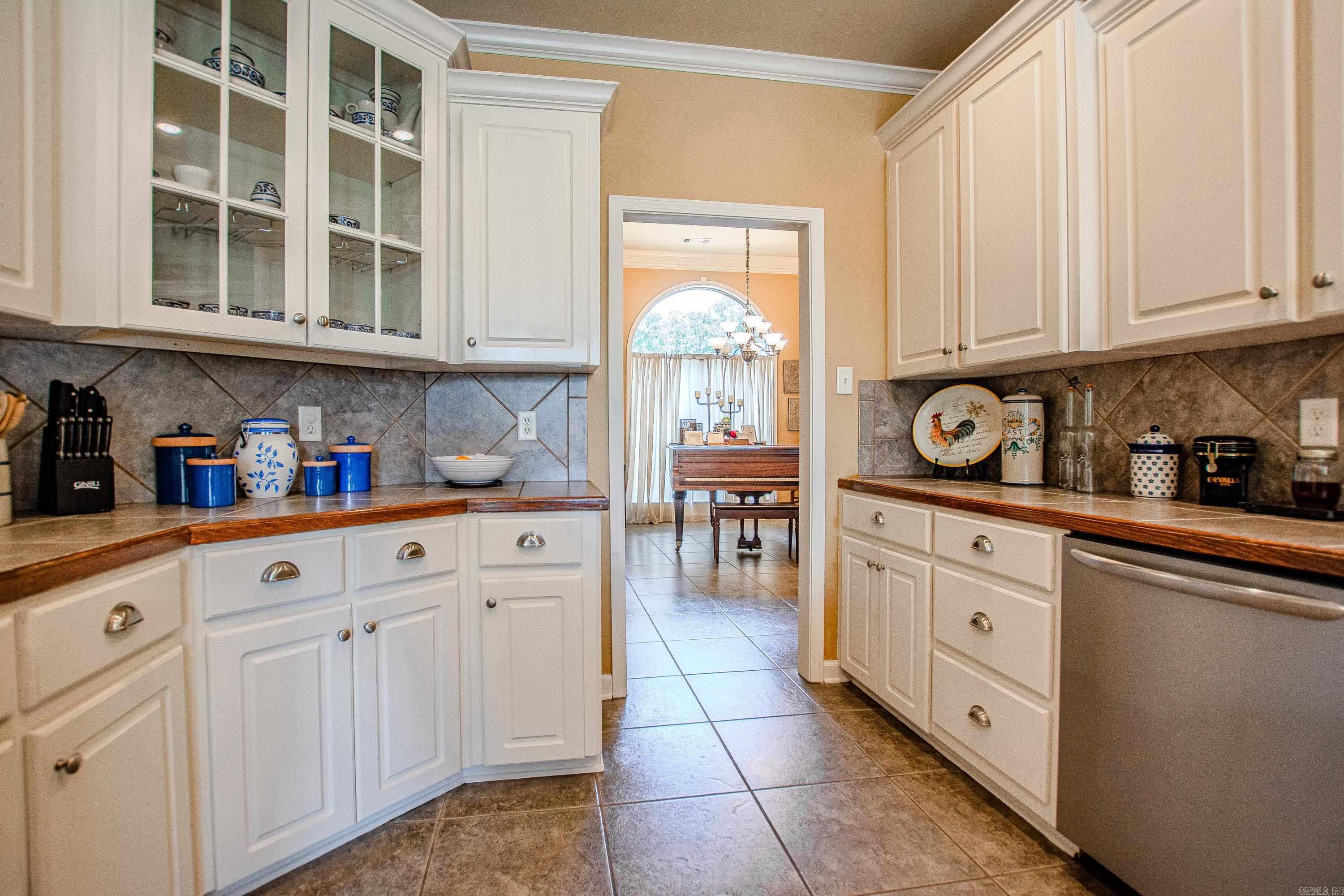 6901 Gap Point Circle Property Photo 16