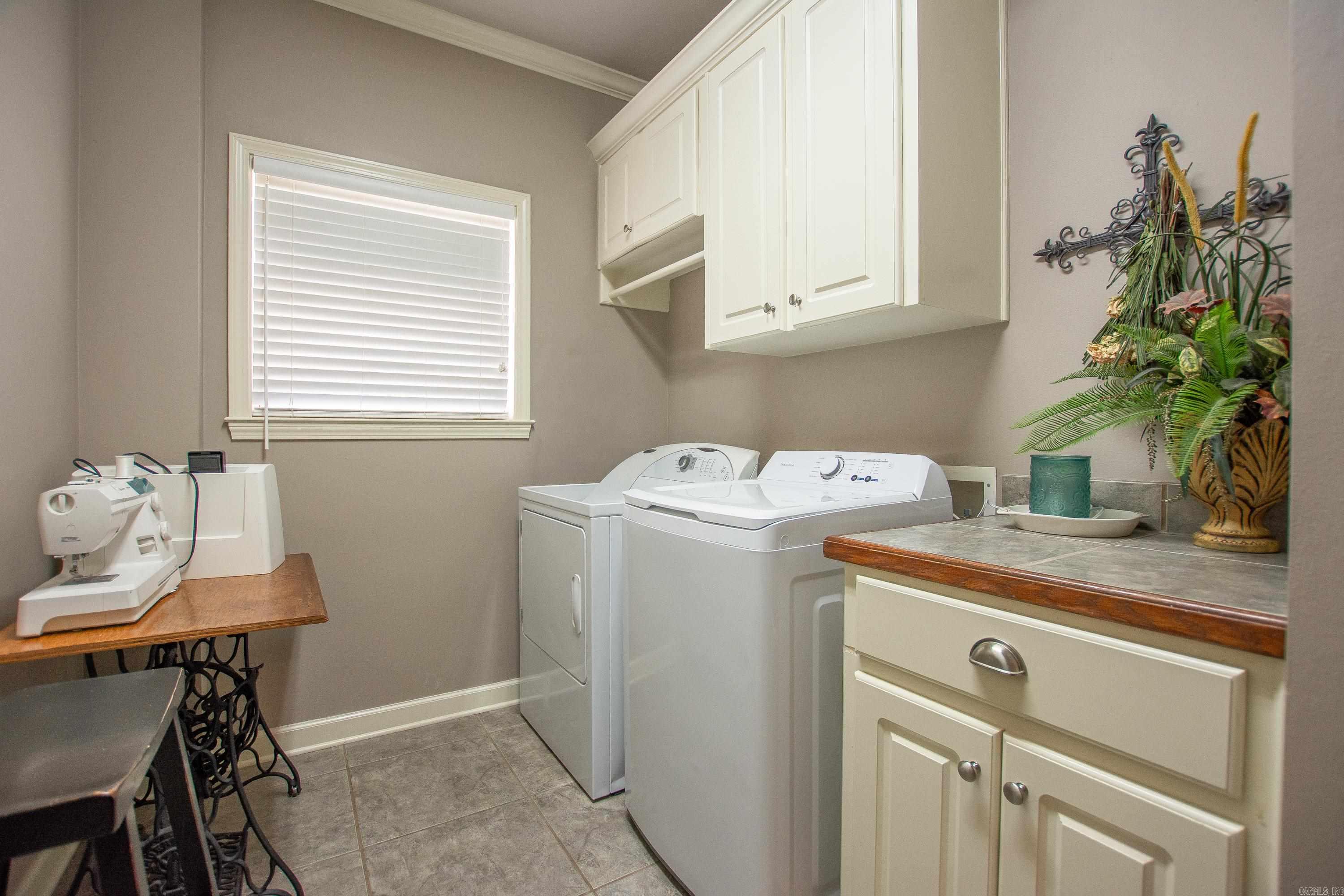 6901 Gap Point Circle Property Photo 37
