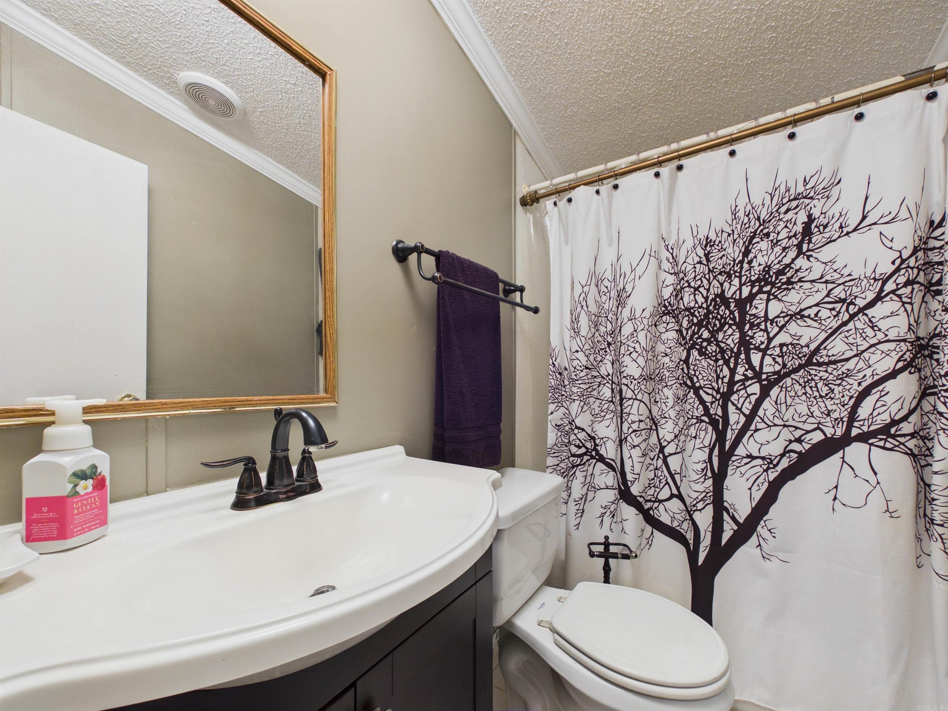 12 Shady Lane Property Photo 22