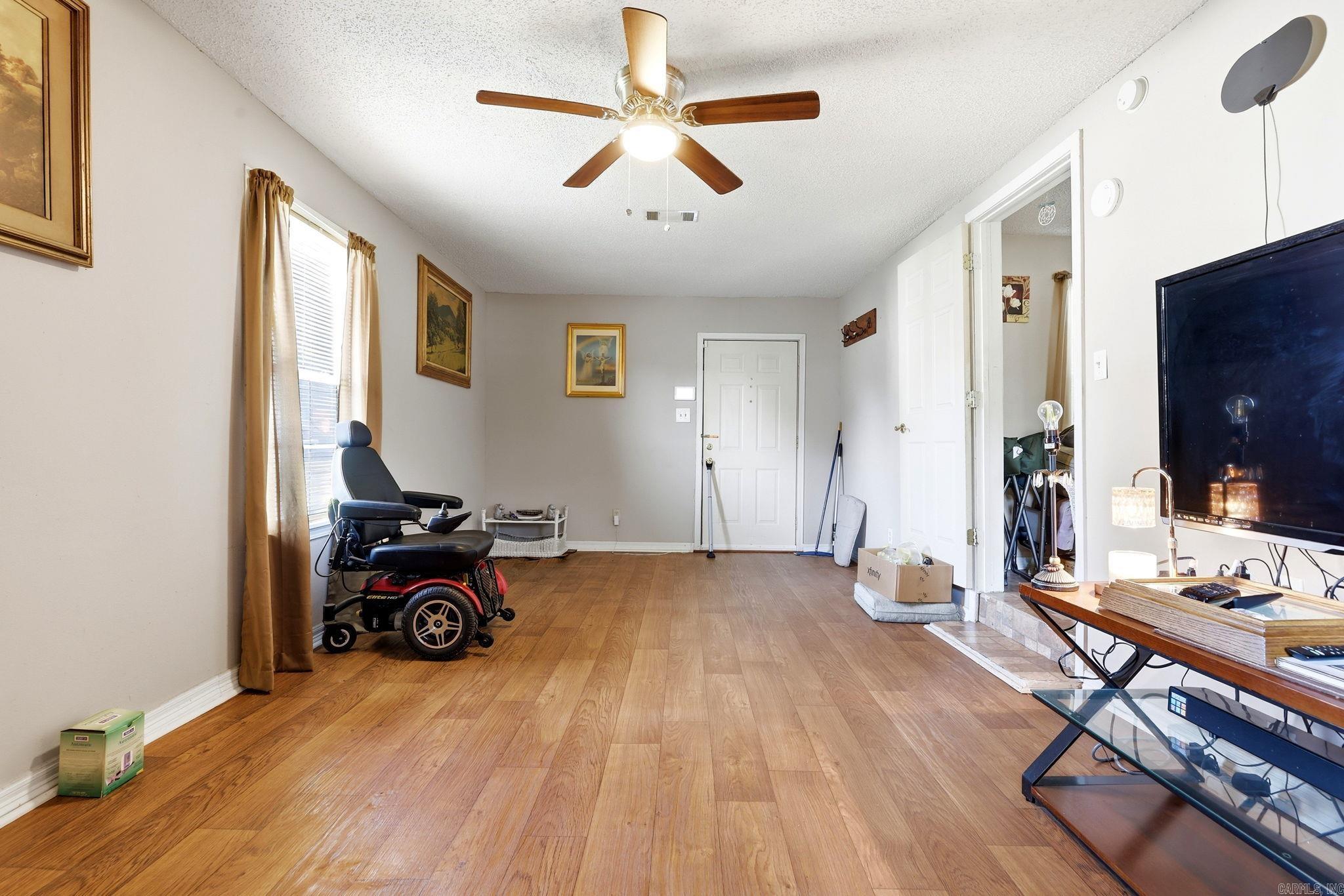 35 Neal Place Property Photo 18