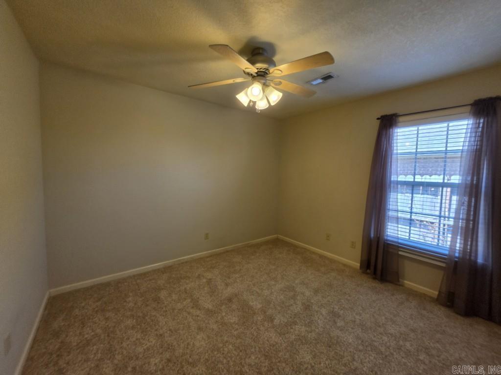 1325 Cherokee St Property Photo 15
