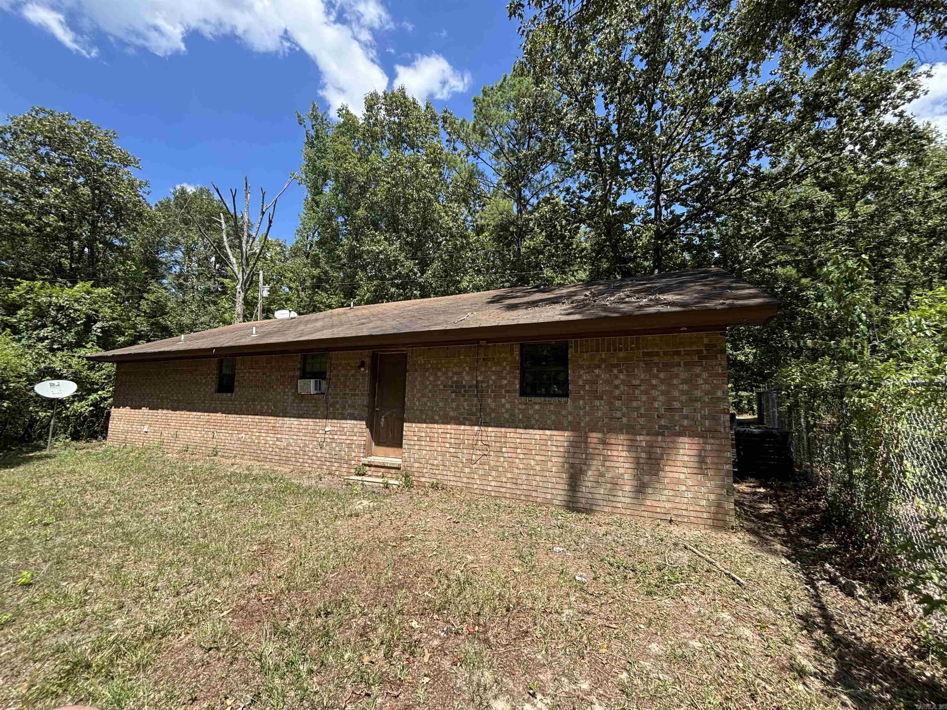 4200 Sundown Lane Property Photo 4