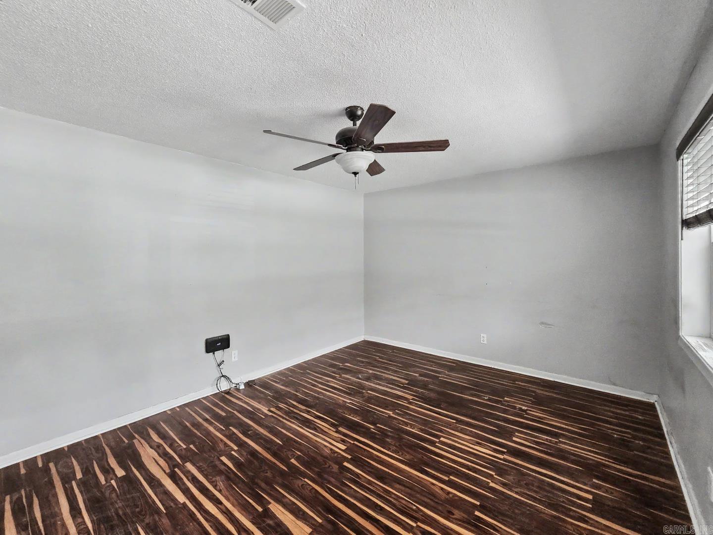 2907 Case Street Property Photo 3