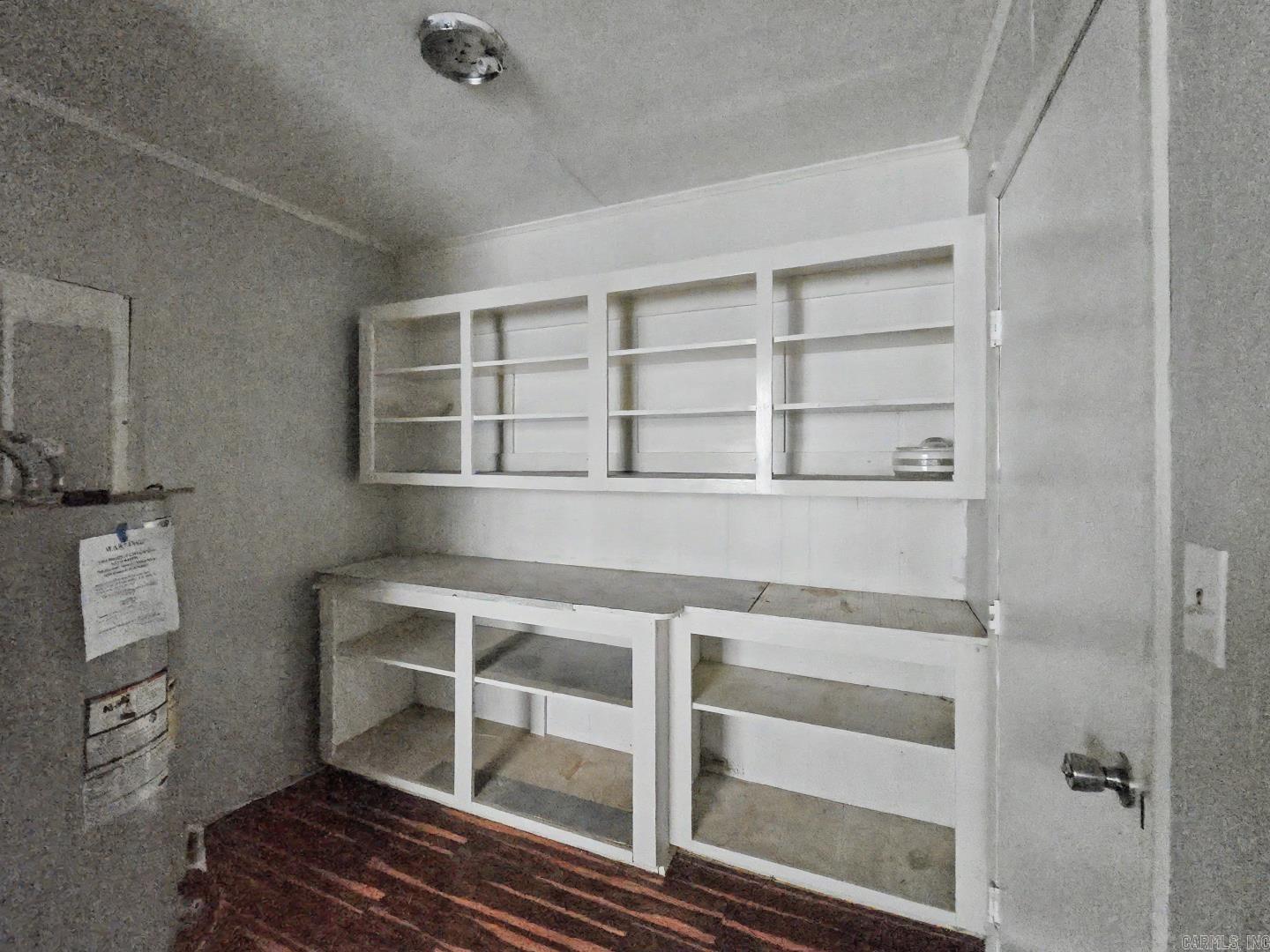 2907 Case Street Property Photo 12