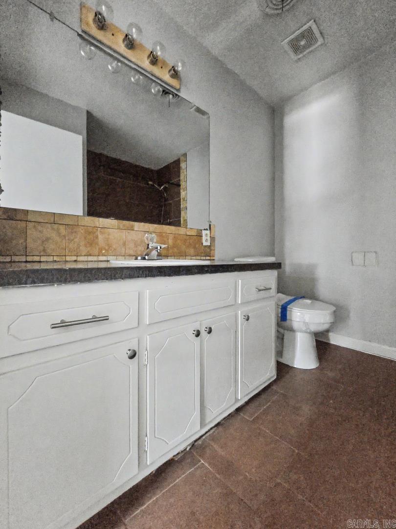 2907 Case Street Property Photo 14